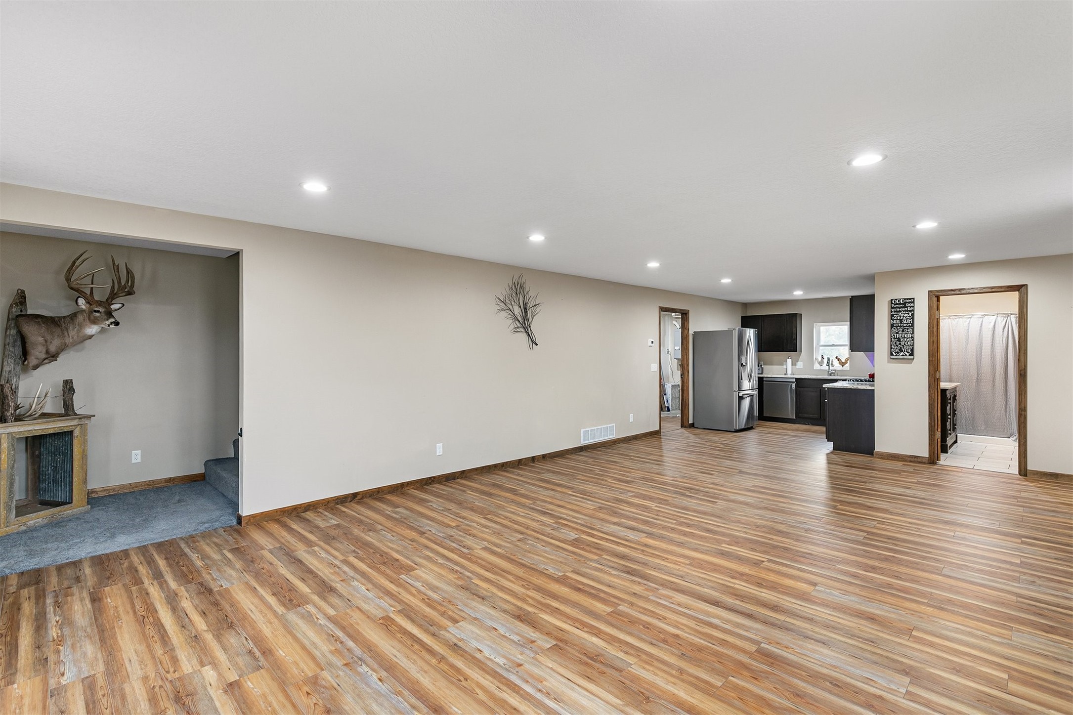 Redfield, Iowa, 50233, United States, 4 Bedrooms Bedrooms, ,3 BathroomsBathrooms,Residential,Active,2029759
