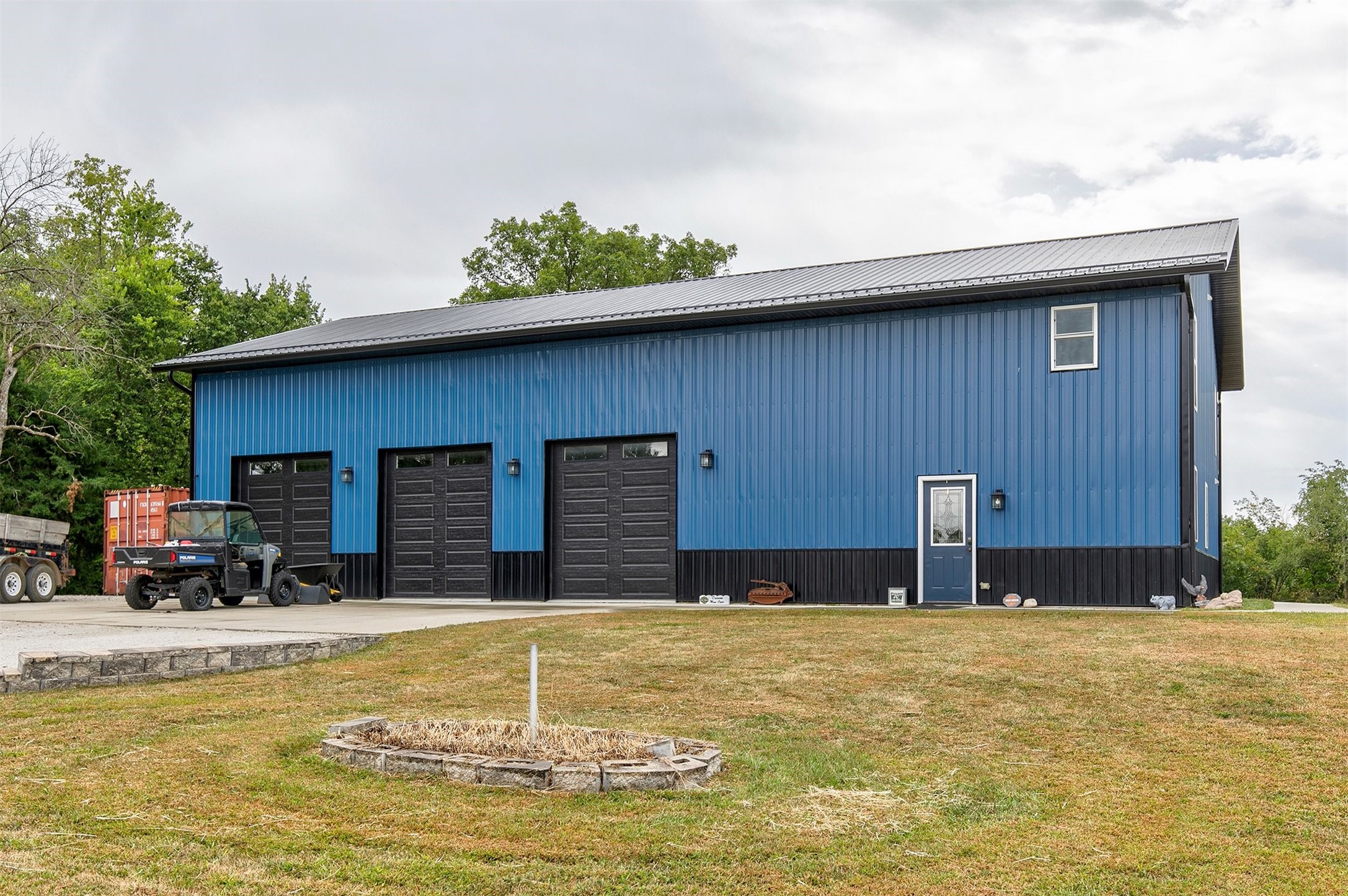 Redfield, Iowa, 50233, United States, 4 Bedrooms Bedrooms, ,3 BathroomsBathrooms,Residential,Active,2029759