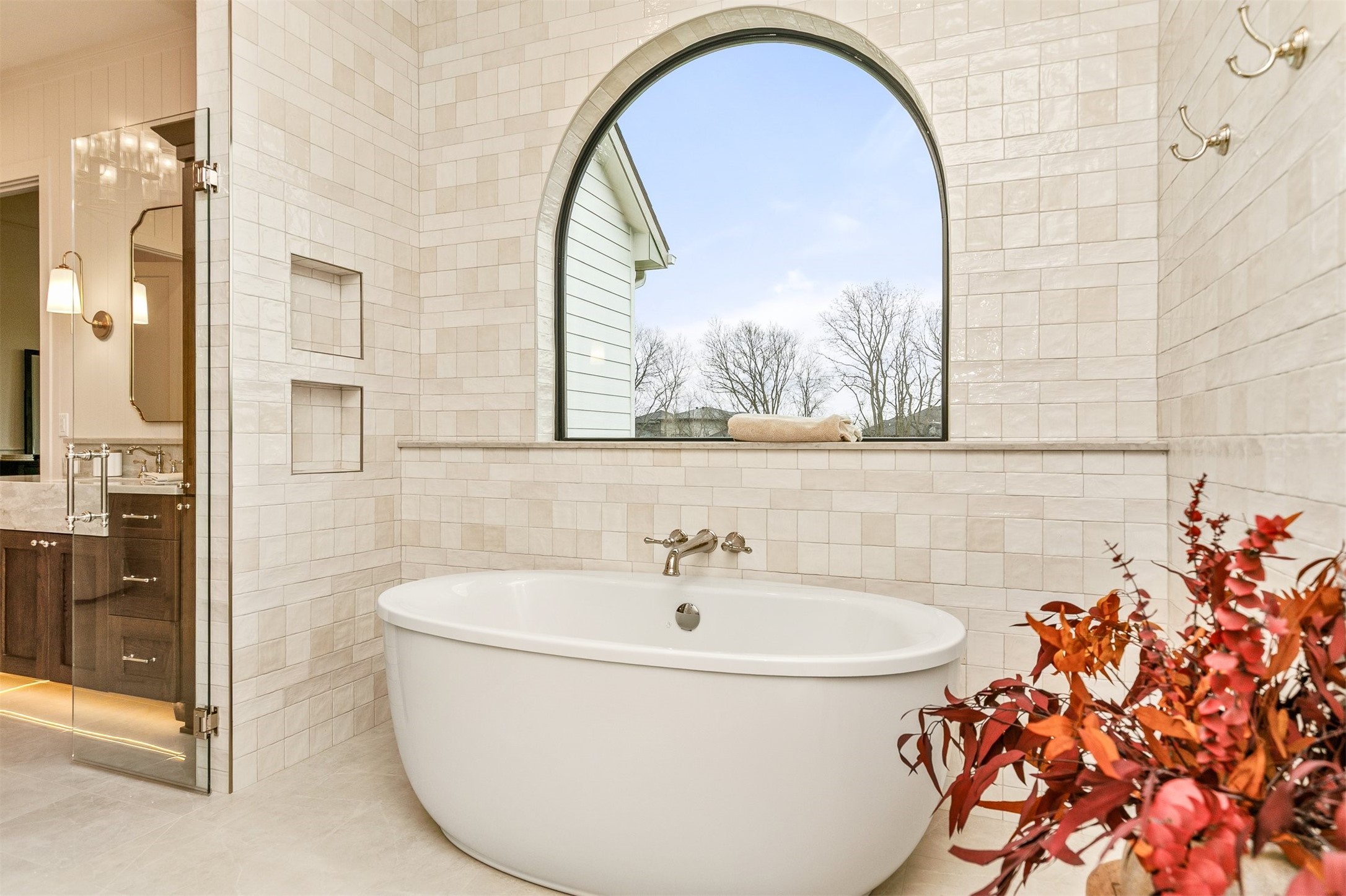 Johnston, Iowa, 50131, United States, 5 Bedrooms Bedrooms, ,5 BathroomsBathrooms,Residential,Active,2037147