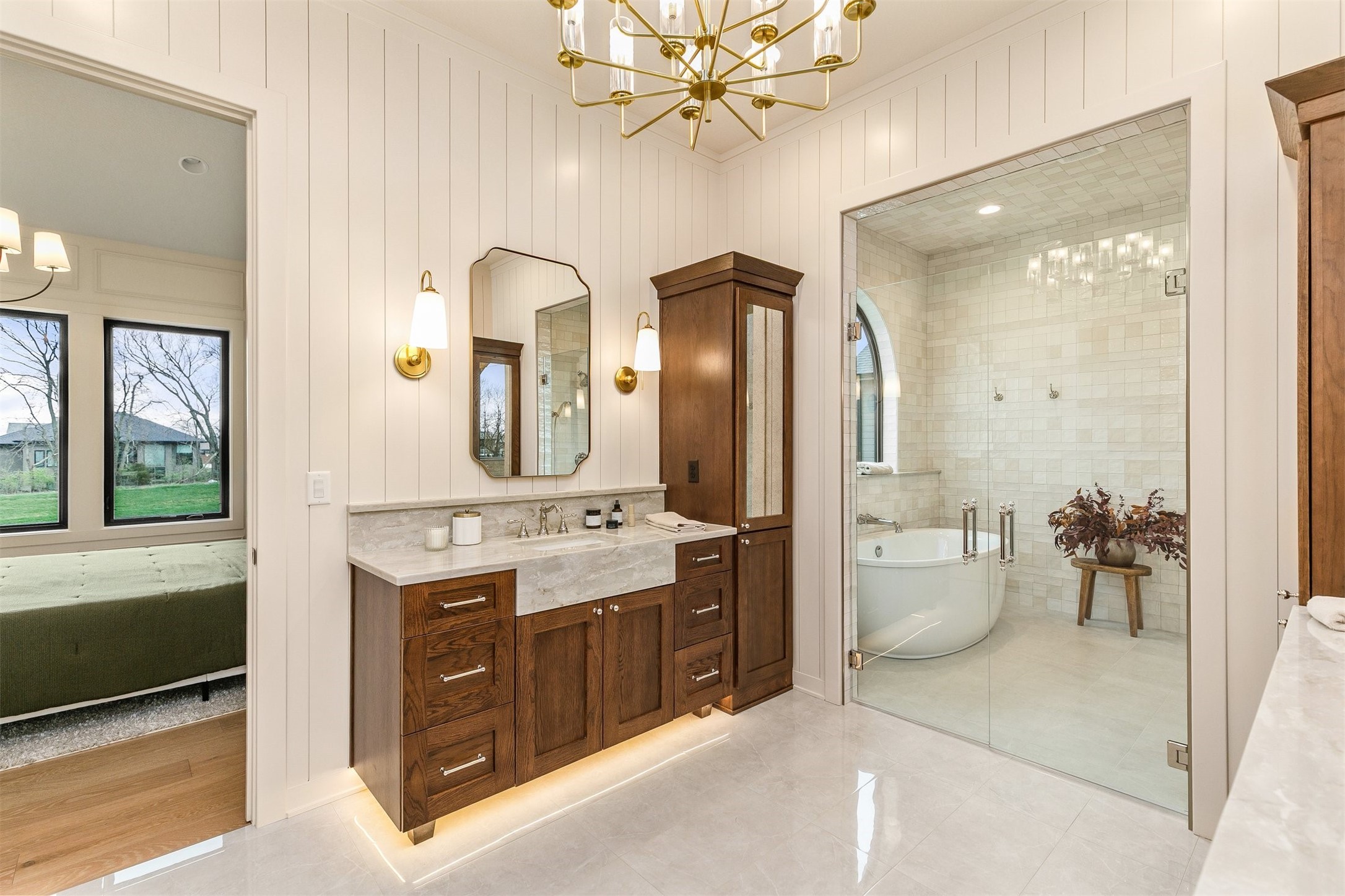 Johnston, Iowa, 50131, United States, 5 Bedrooms Bedrooms, ,5 BathroomsBathrooms,Residential,Active,2037147