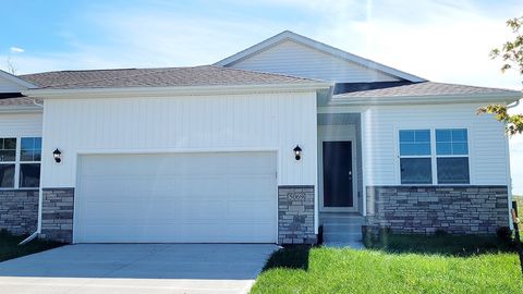 Condo For Sale - 1068 Daisy Lane<br/> Waukee, IA 50263
