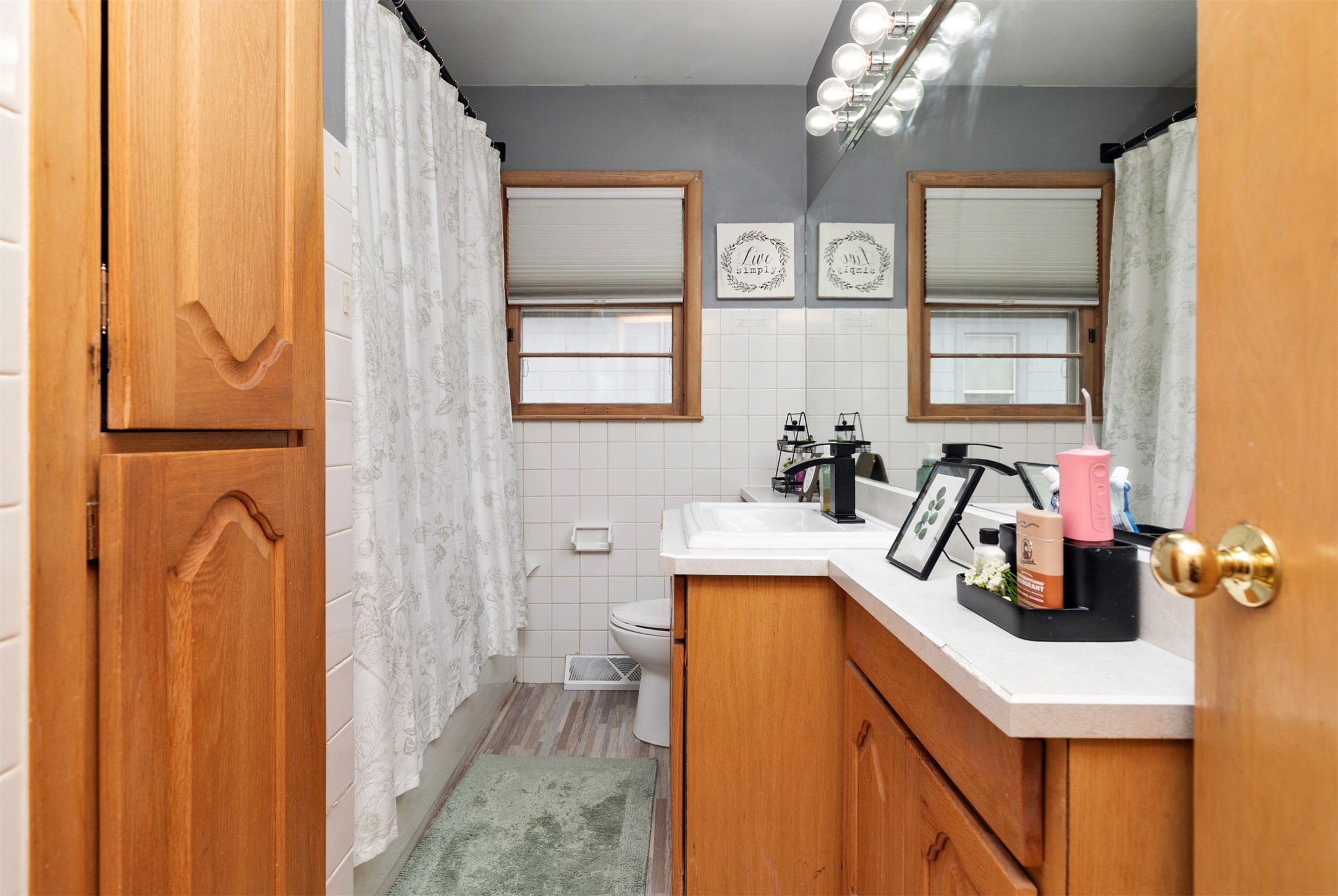 2701 E Walnut Street, Des Moines, Iowa image 16