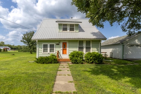 Homes For Sale - 608 E Adams Street<br/> Jefferson, IA 50129