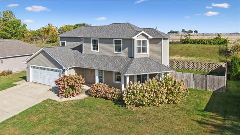 778 182nd Avenue Pella IA 50219