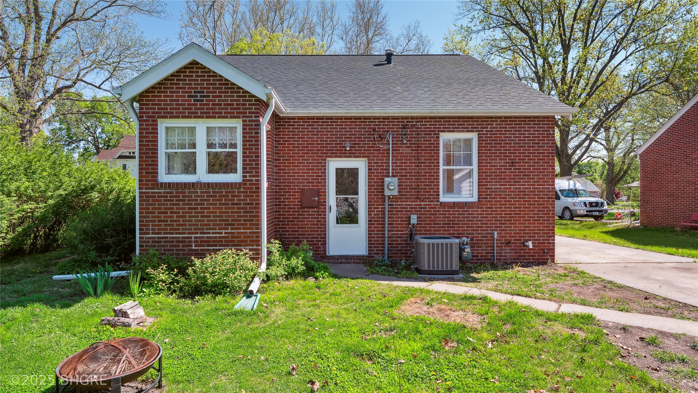 315 W Washington Street, Winterset, Iowa image 24