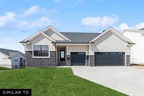 Homes For Sale - 837 SW Boulder Drive<br/> Grimes, IA 50111