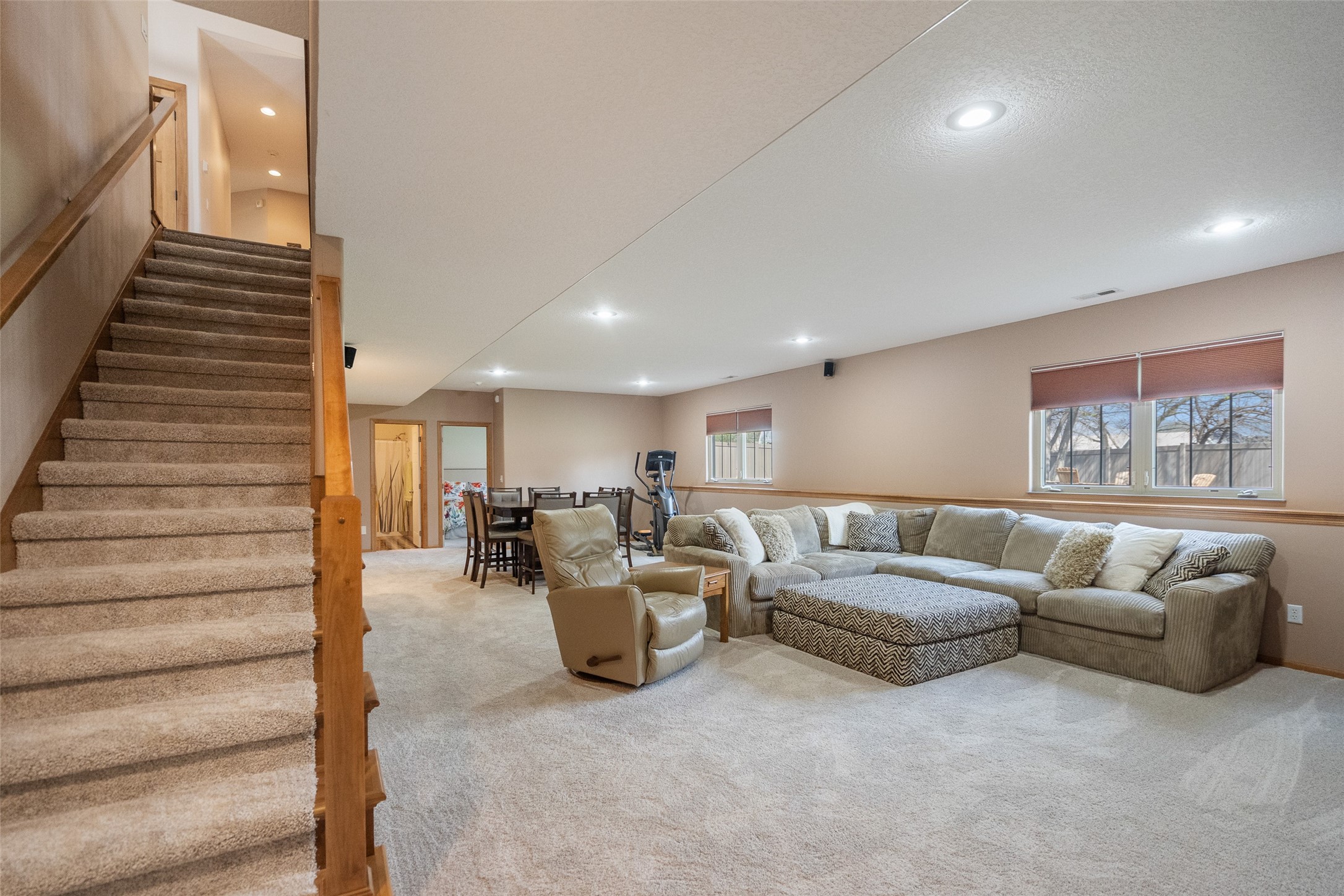 7207 Longboat Drive, Johnston, Iowa image 20