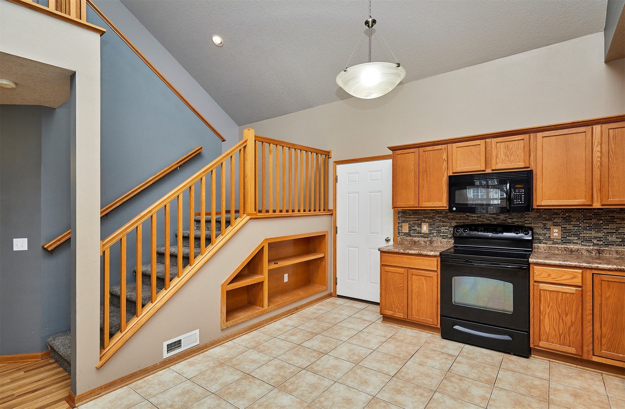 4309 153rd Place, Urbandale, Iowa image 12