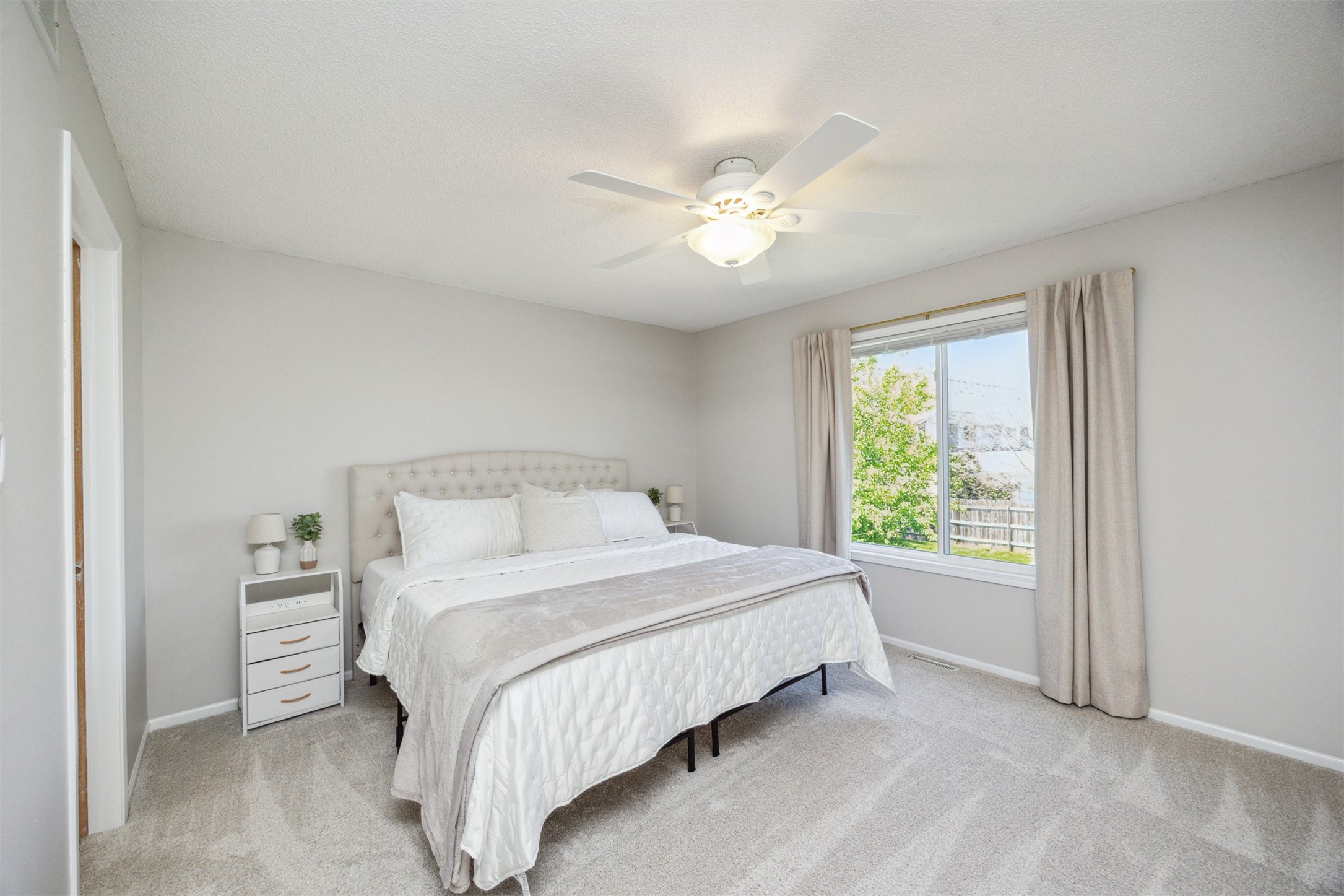 15919 Hawthorn Circle, Clive, Iowa image 20
