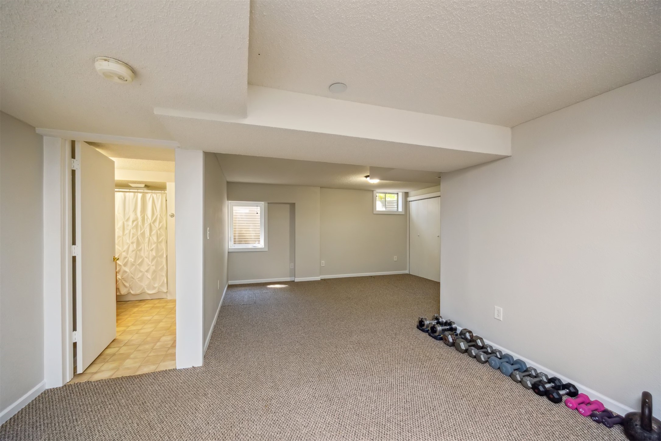 15919 Hawthorn Circle, Clive, Iowa image 29