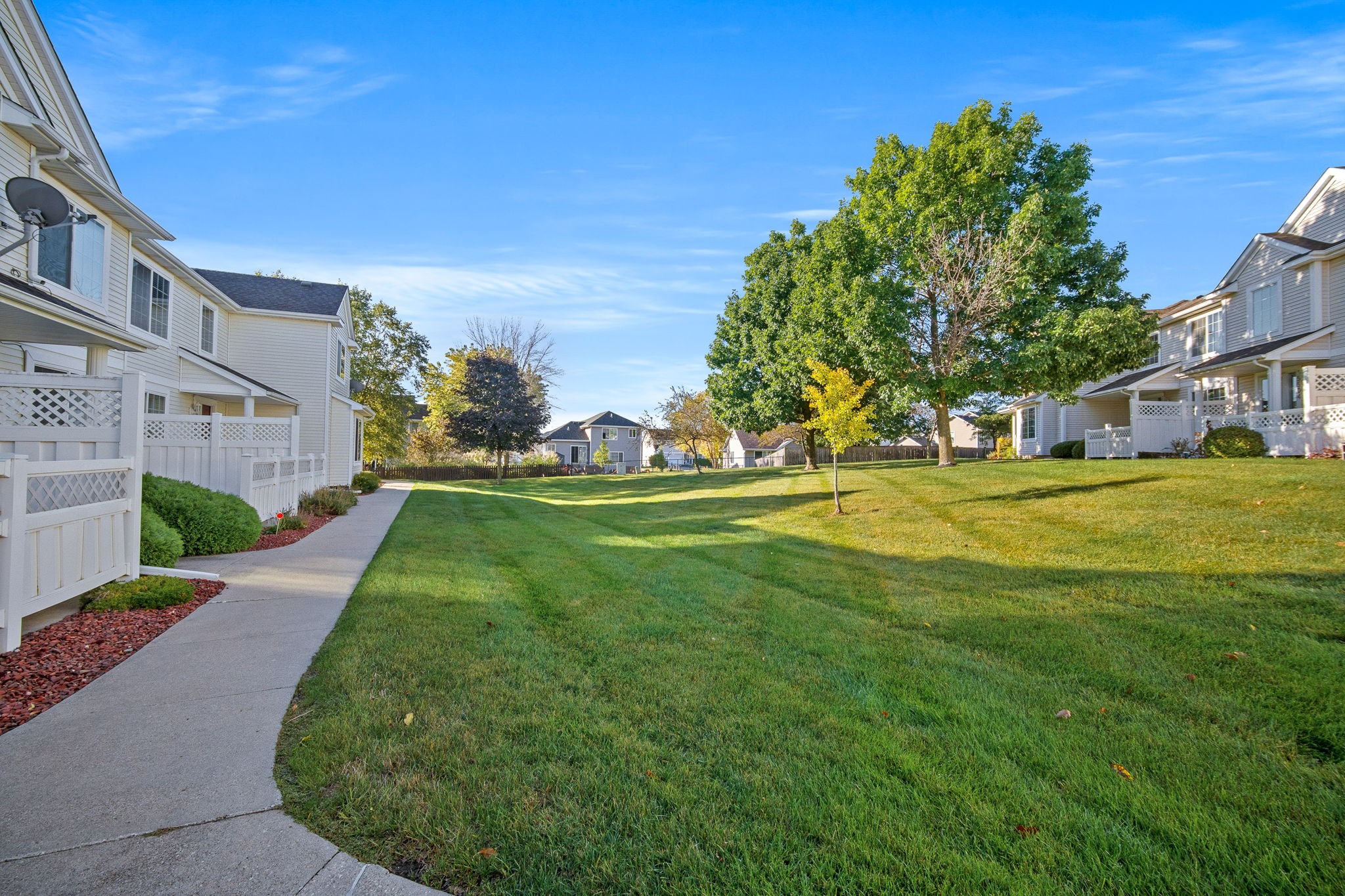 15446 Tanglewood Drive, Urbandale, Iowa image 18