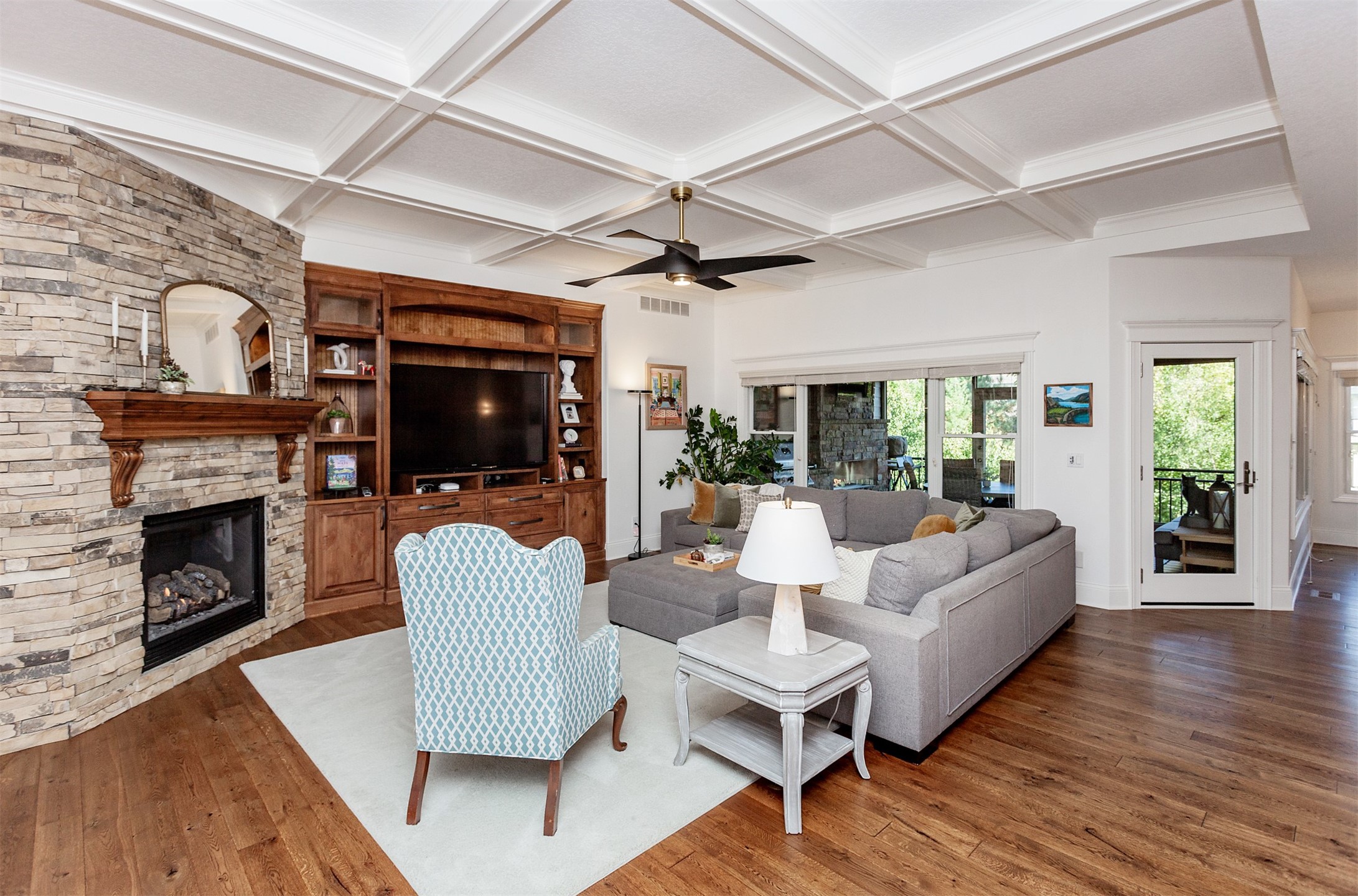 15501 Plum Drive