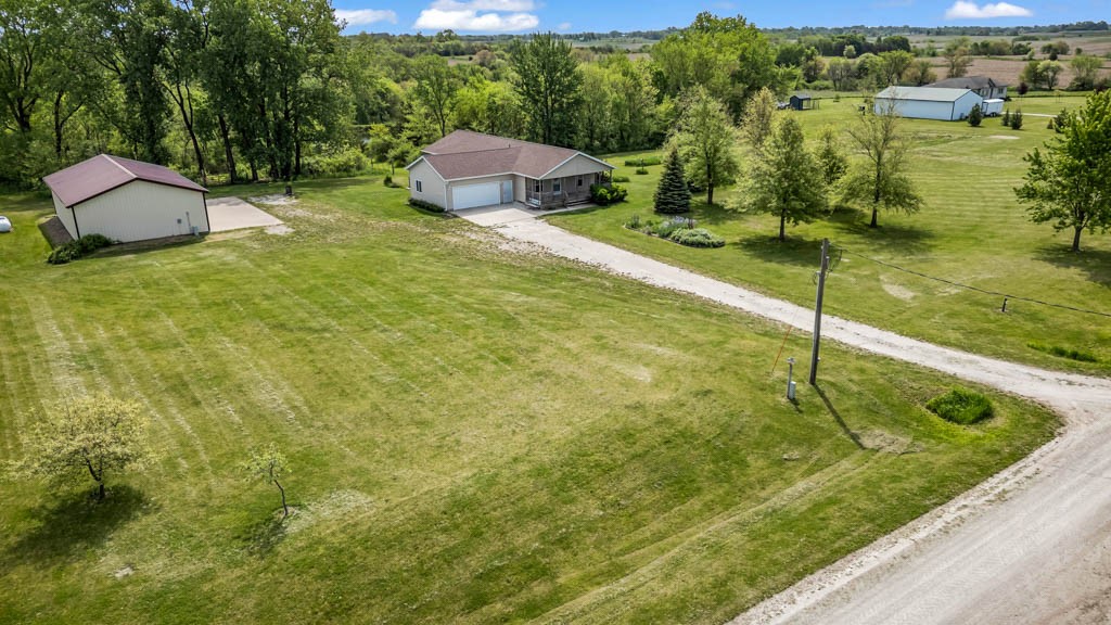 02 SW Bronze Oak Avenue, West Des Moines, Iowa image 2