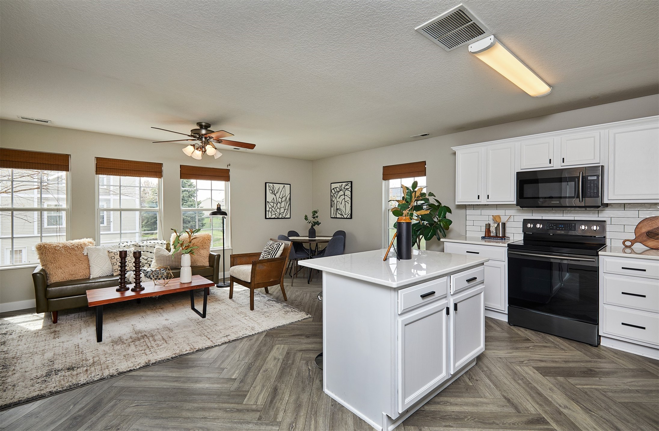 3050 SW Sharmin Lane, Ankeny, Iowa image 13