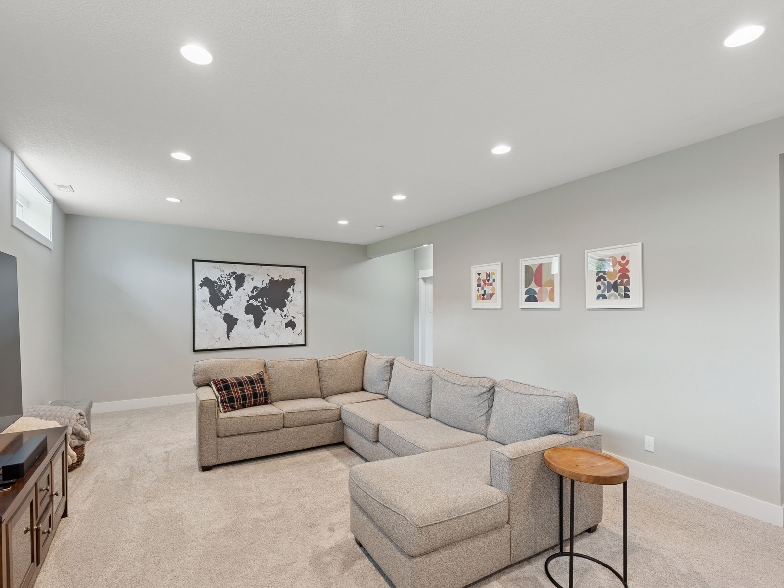 8876 Scarlet Drive, West Des Moines, Iowa image 17