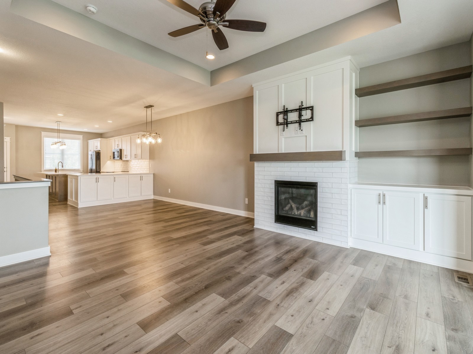 823 Trail Ridge Road, Indianola, Iowa image 10