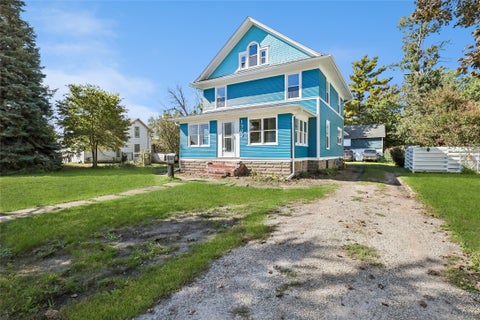 Homes For Sale - 1309 West Street<br/> Grinnell, IA 50112