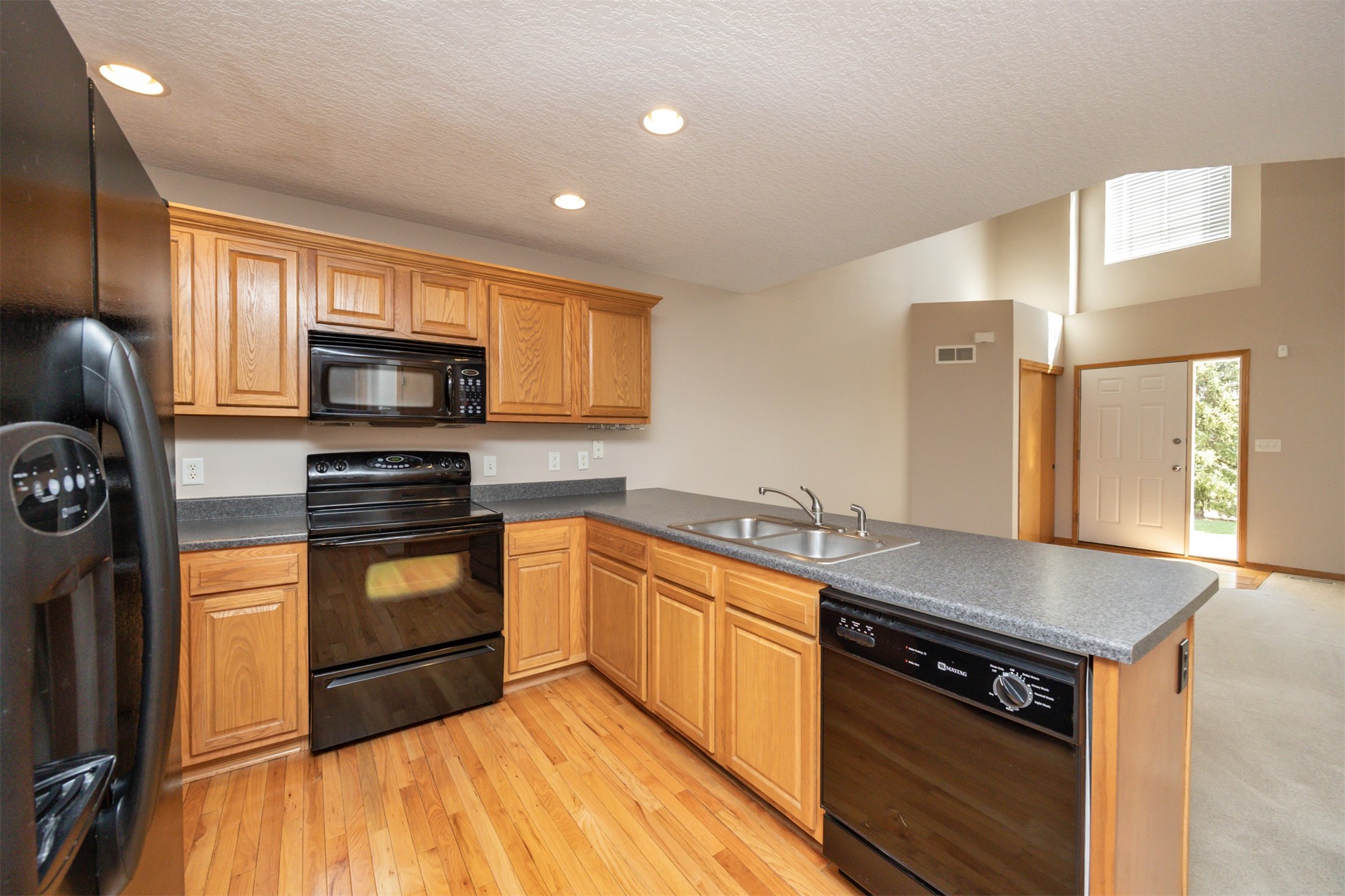 687 SE Williams Court, Waukee, Iowa image 12