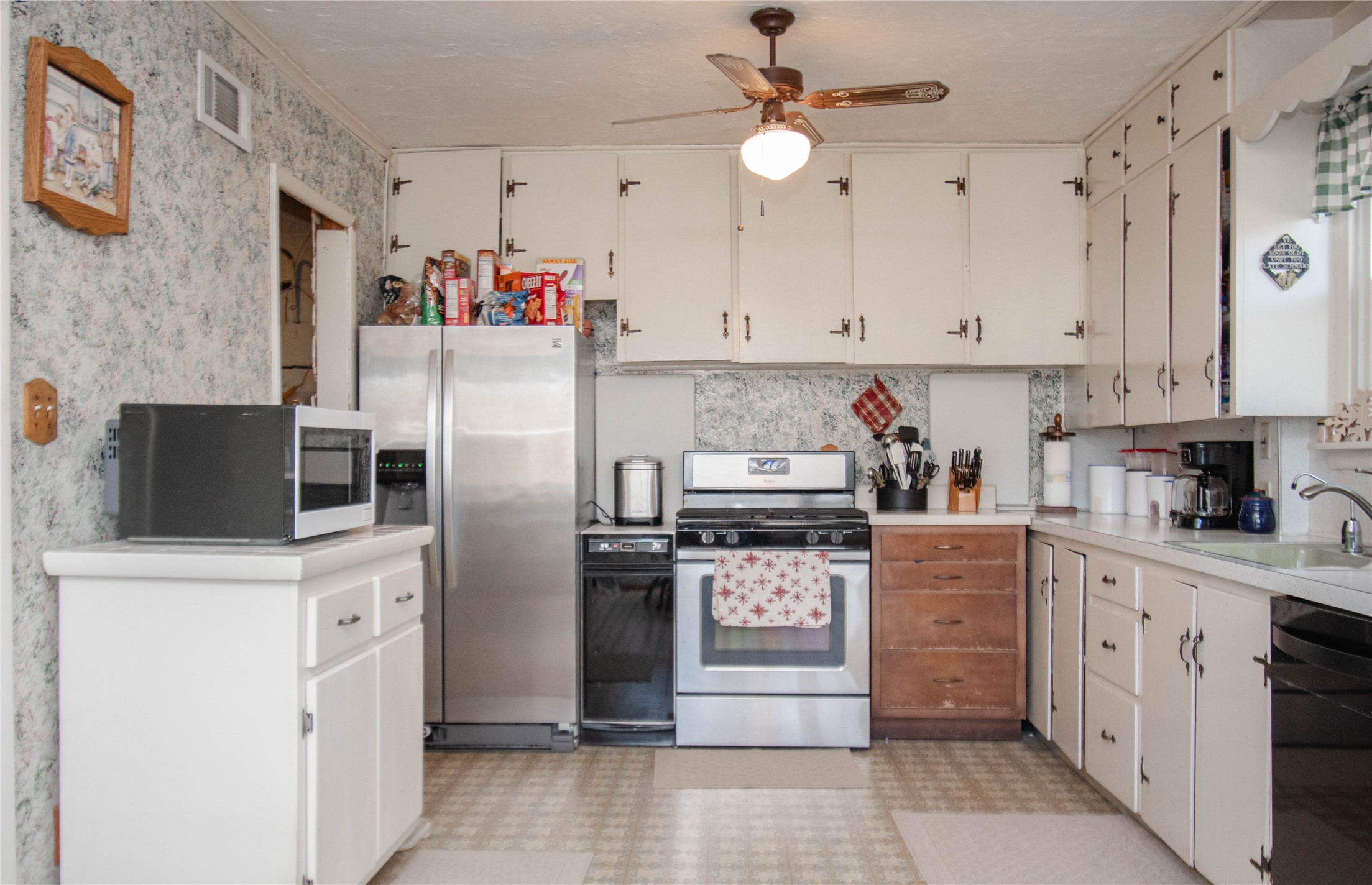 1375 NW 75th Street, Clive, Iowa image 13