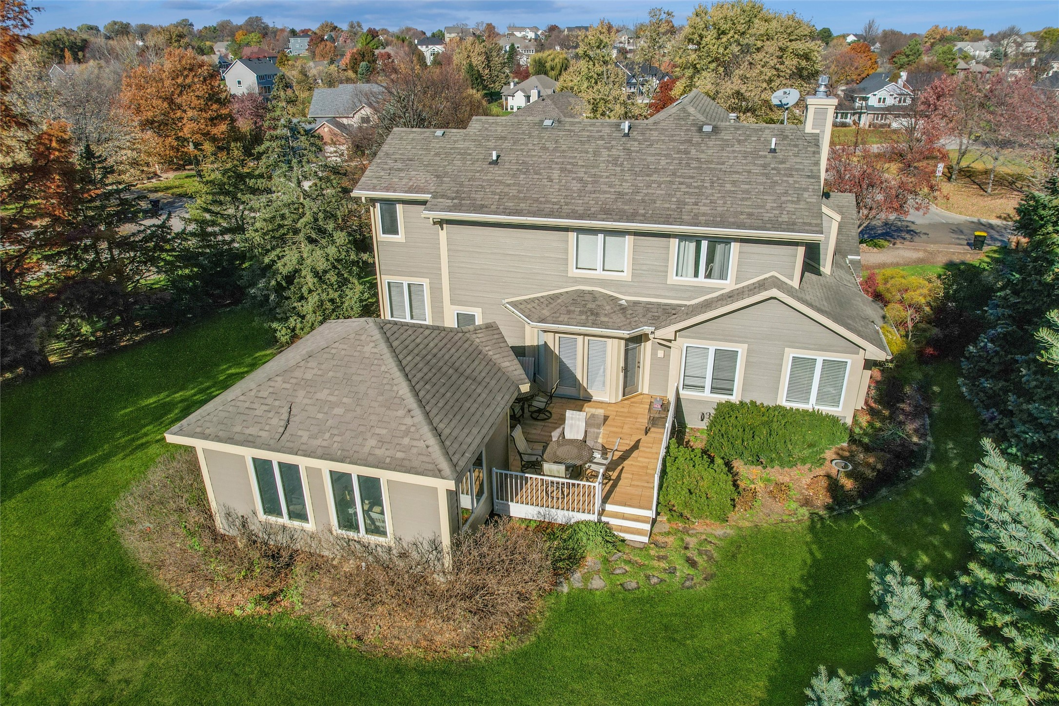 870 SE Walnut Ridge Drive