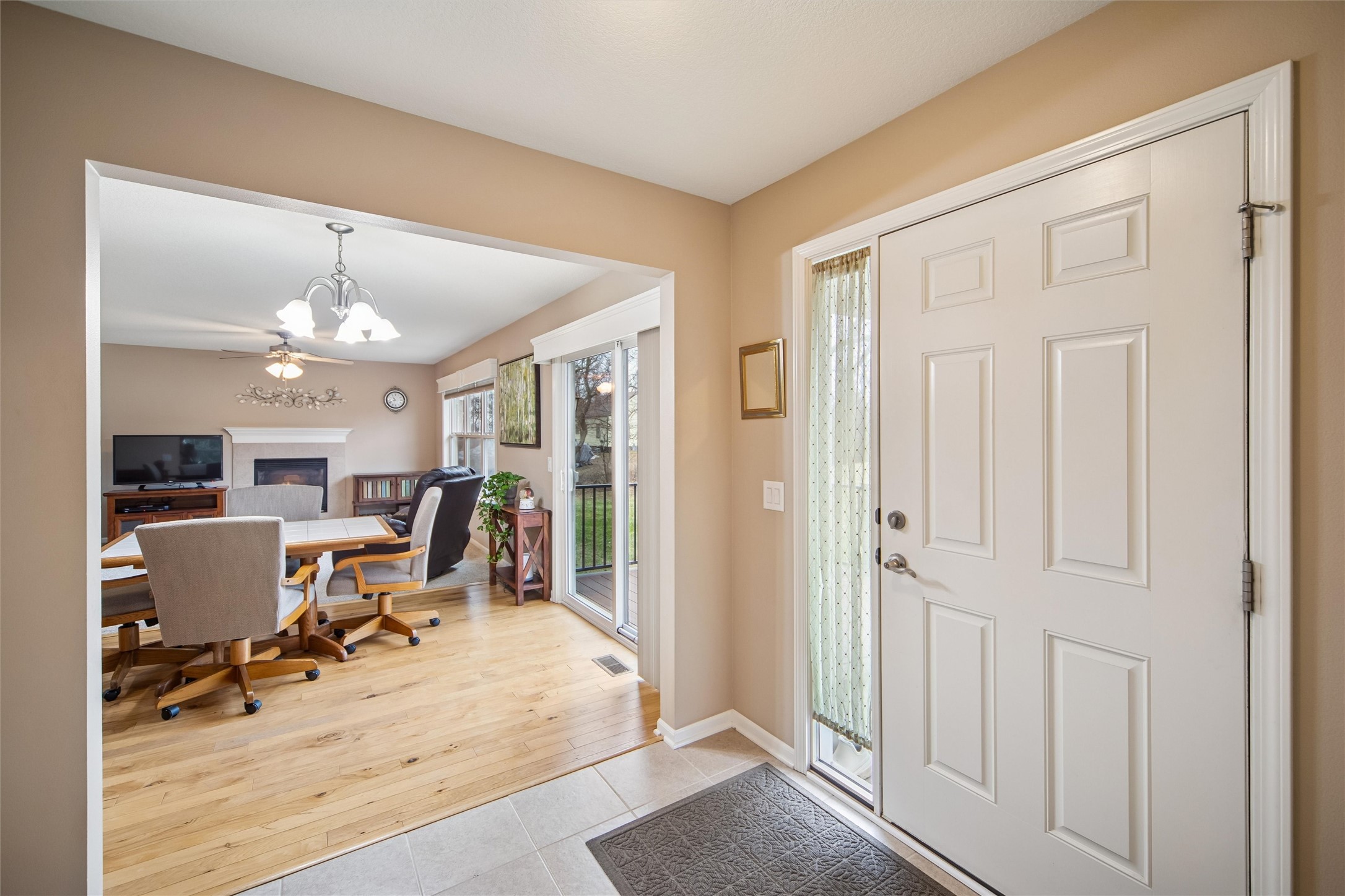 10011 N Glenstone Court