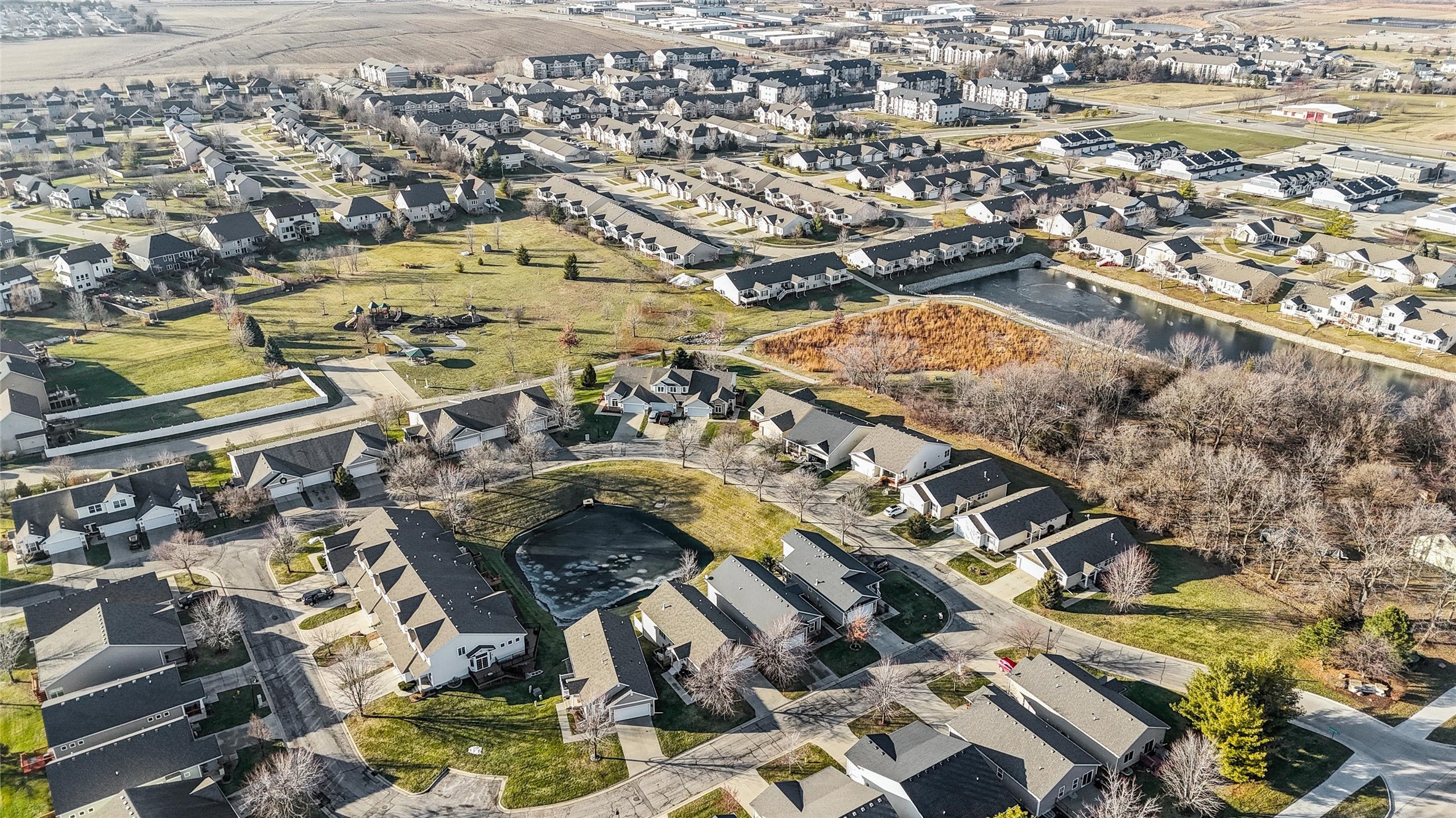 10011 N Glenstone Court