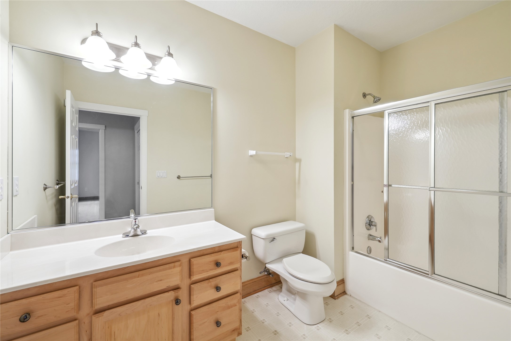4710 Mills Civic Parkway #403, West Des Moines, Iowa image 25
