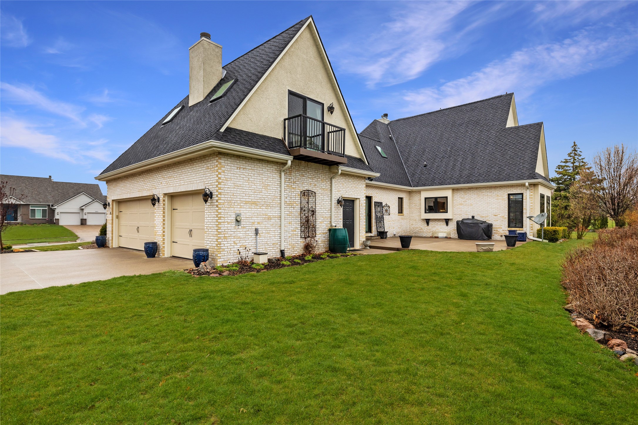 13953 Lake Shore Drive