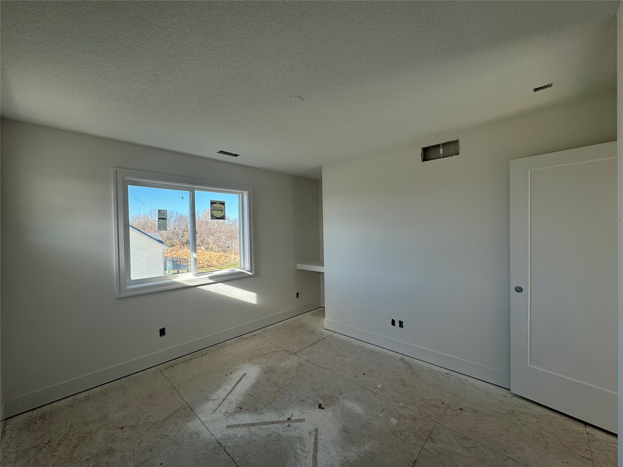 537 SE Walnut Woods Drive, West Des Moines, Iowa image 21