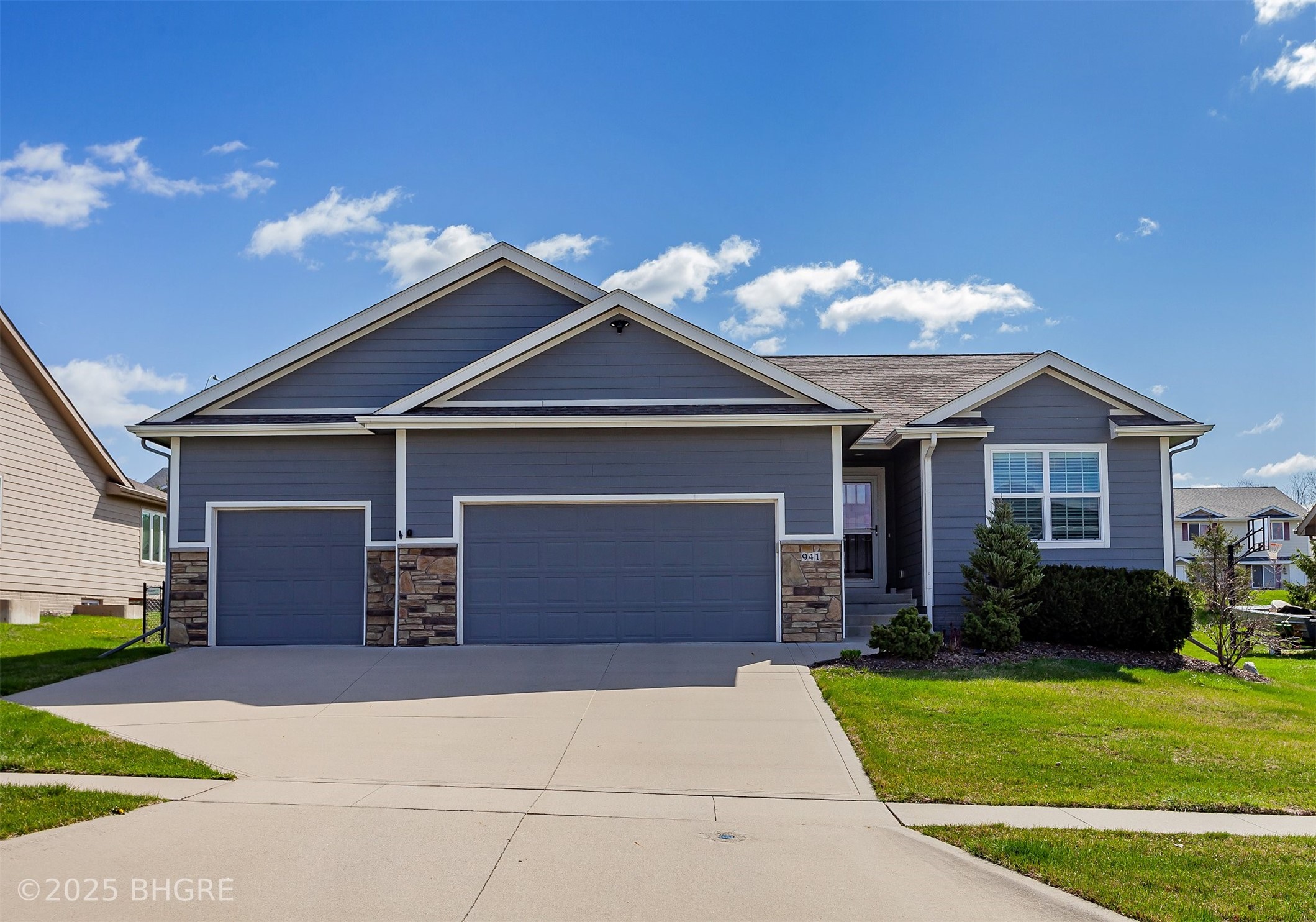 941 Bridgeview Street, Polk City, Iowa image 1