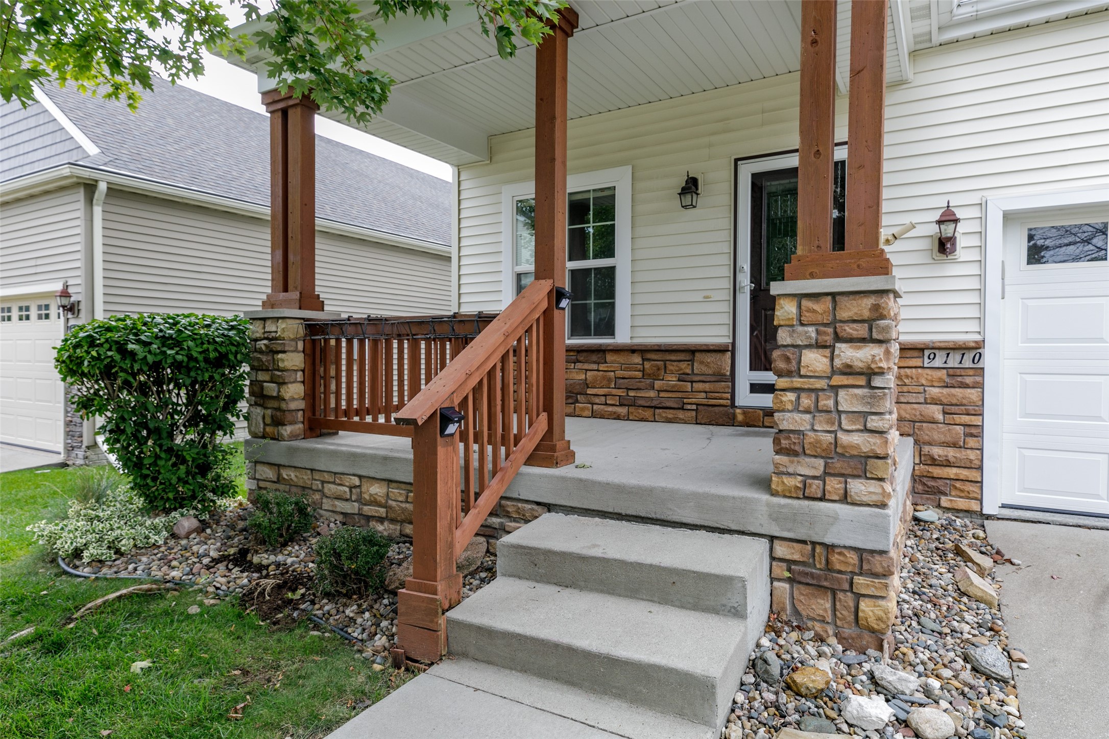 9110 Aster Drive, West Des Moines, Iowa image 31