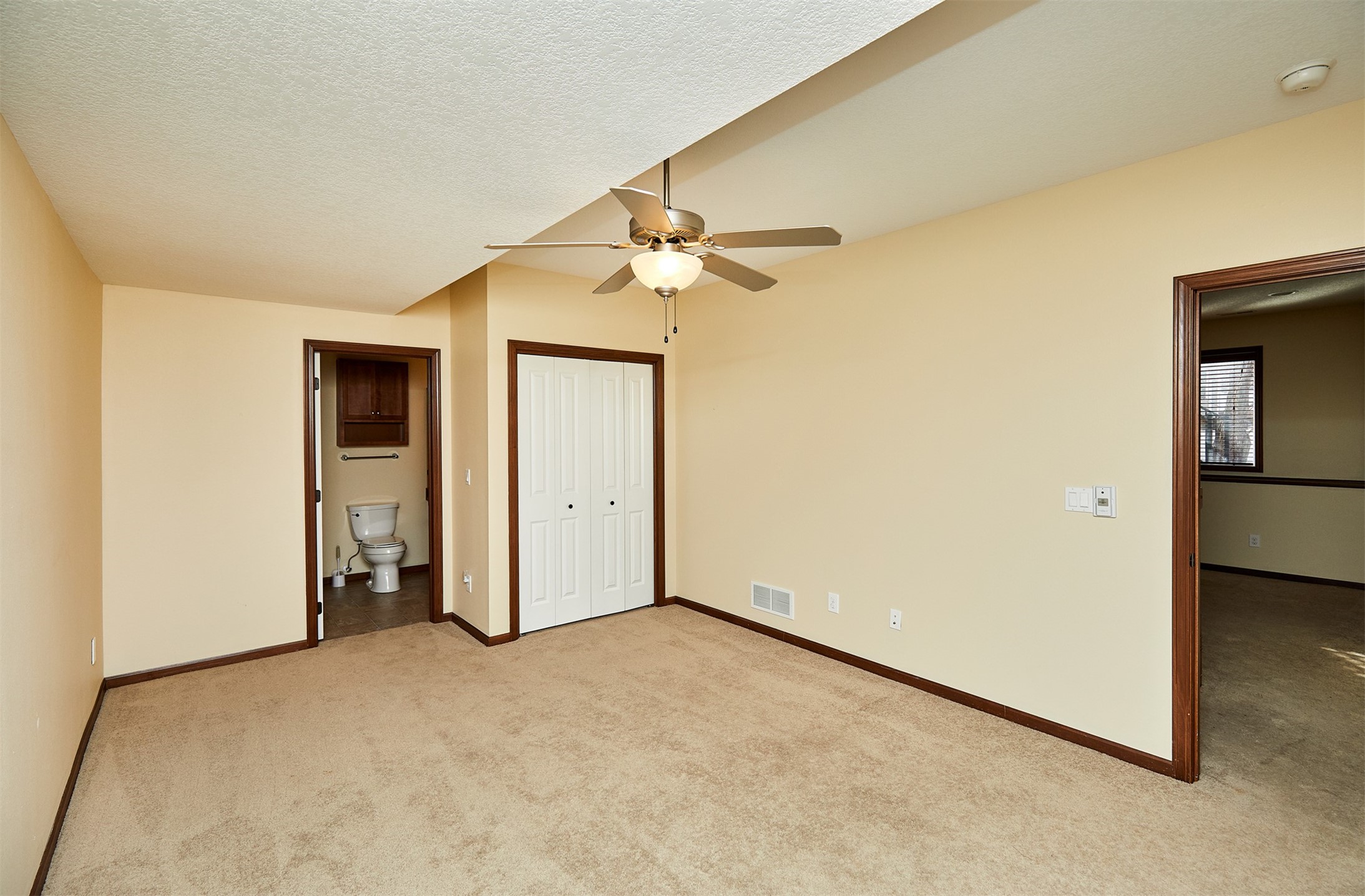 9110 Aster Drive, West Des Moines, Iowa image 23