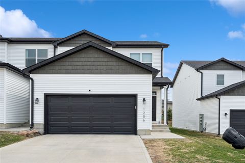 Condo For Sale - 1206 E 28th Street<br/> Norwalk, IA 50211