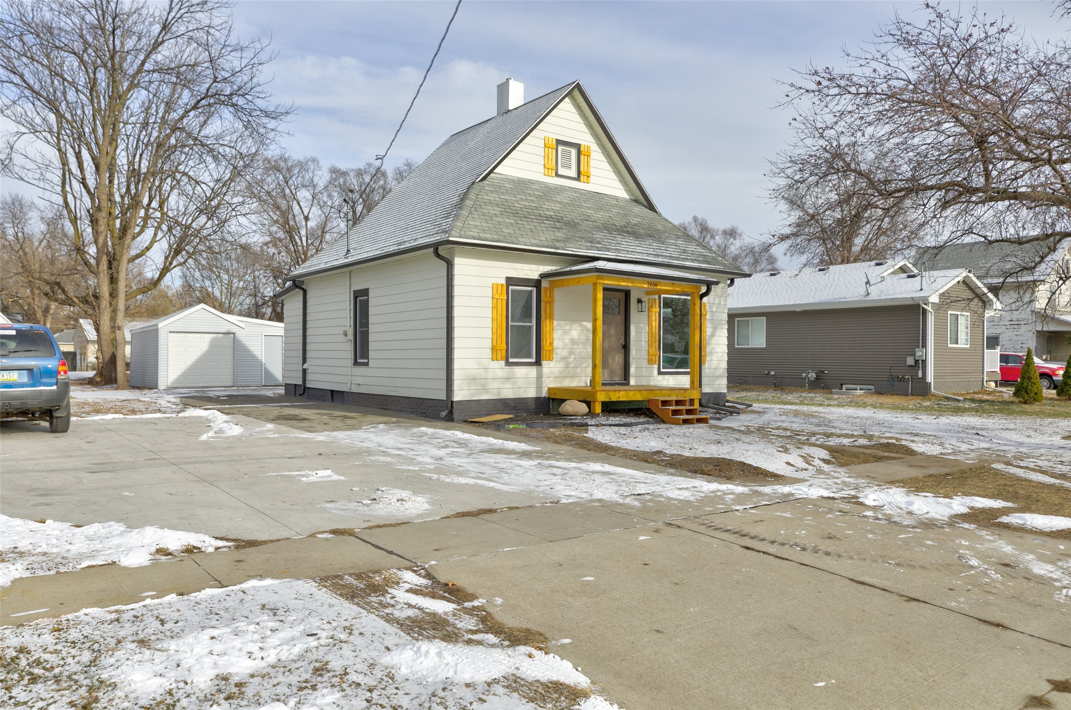 2616 Dean Avenue, Des Moines, Iowa image 1