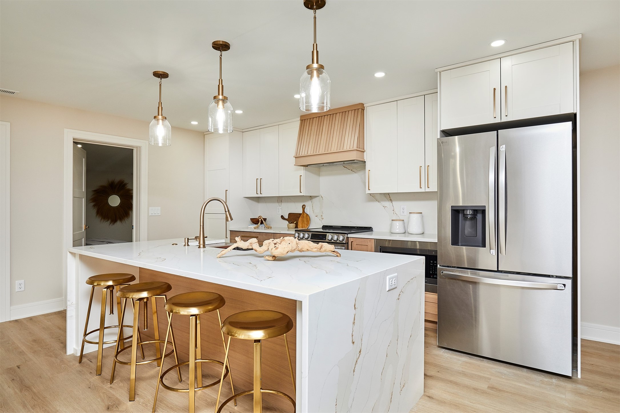 1501 Ashworth Road, West Des Moines, Iowa image 2