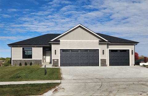 530 Walnut Drive Huxley IA 50124