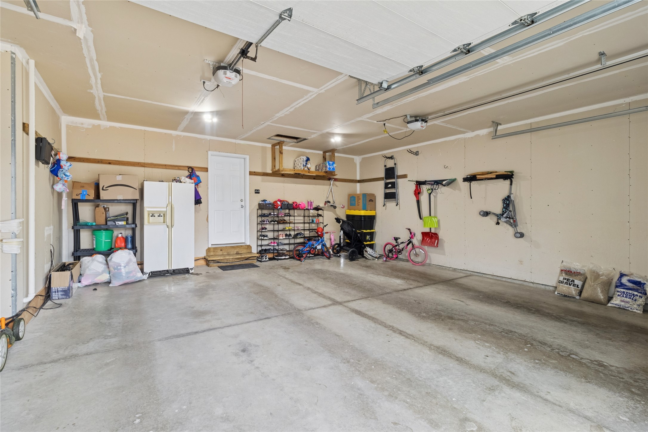 2610 Kingston Drive, Ames, Iowa image 4