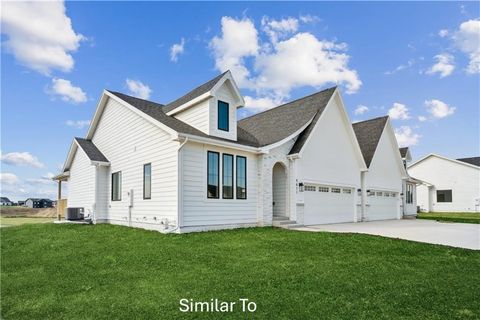 Homes For Sale - 1541 Hazel Street<br/> Pella, IA 50219