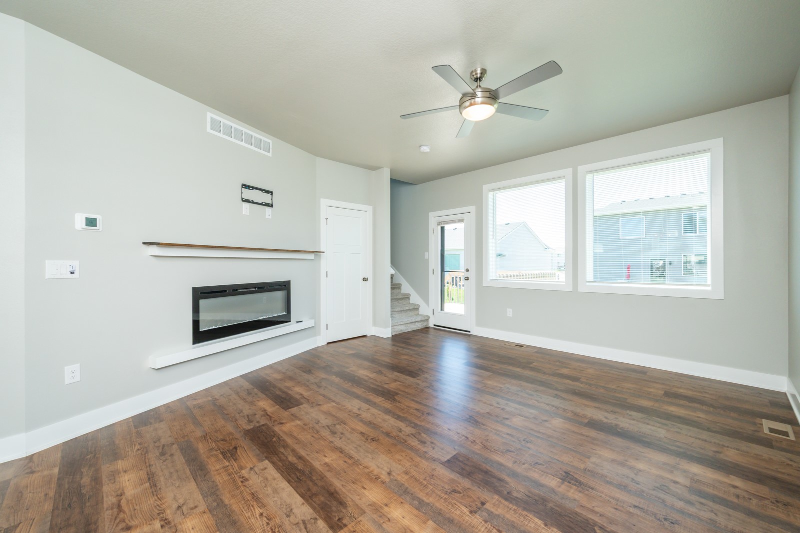 630 NE Hunter Drive, Ankeny, Iowa image 3