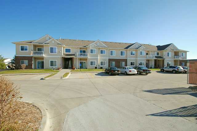 1740 SE La Grant Parkway #18, Waukee, Iowa image 1