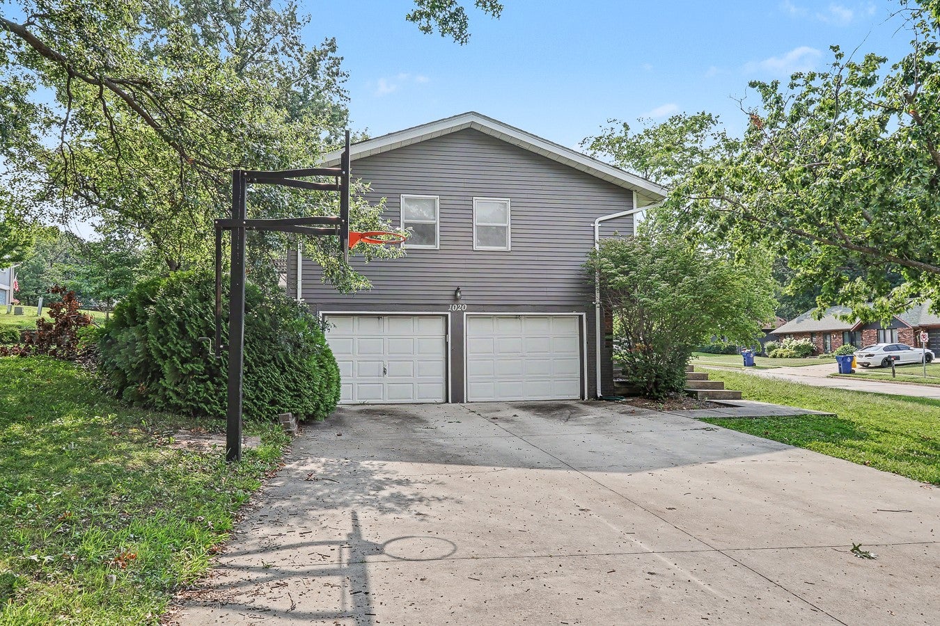 1020 Park Lane