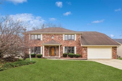 Homes For Sale - 5712 Pommel Court<br/> West Des Moines, IA 50266