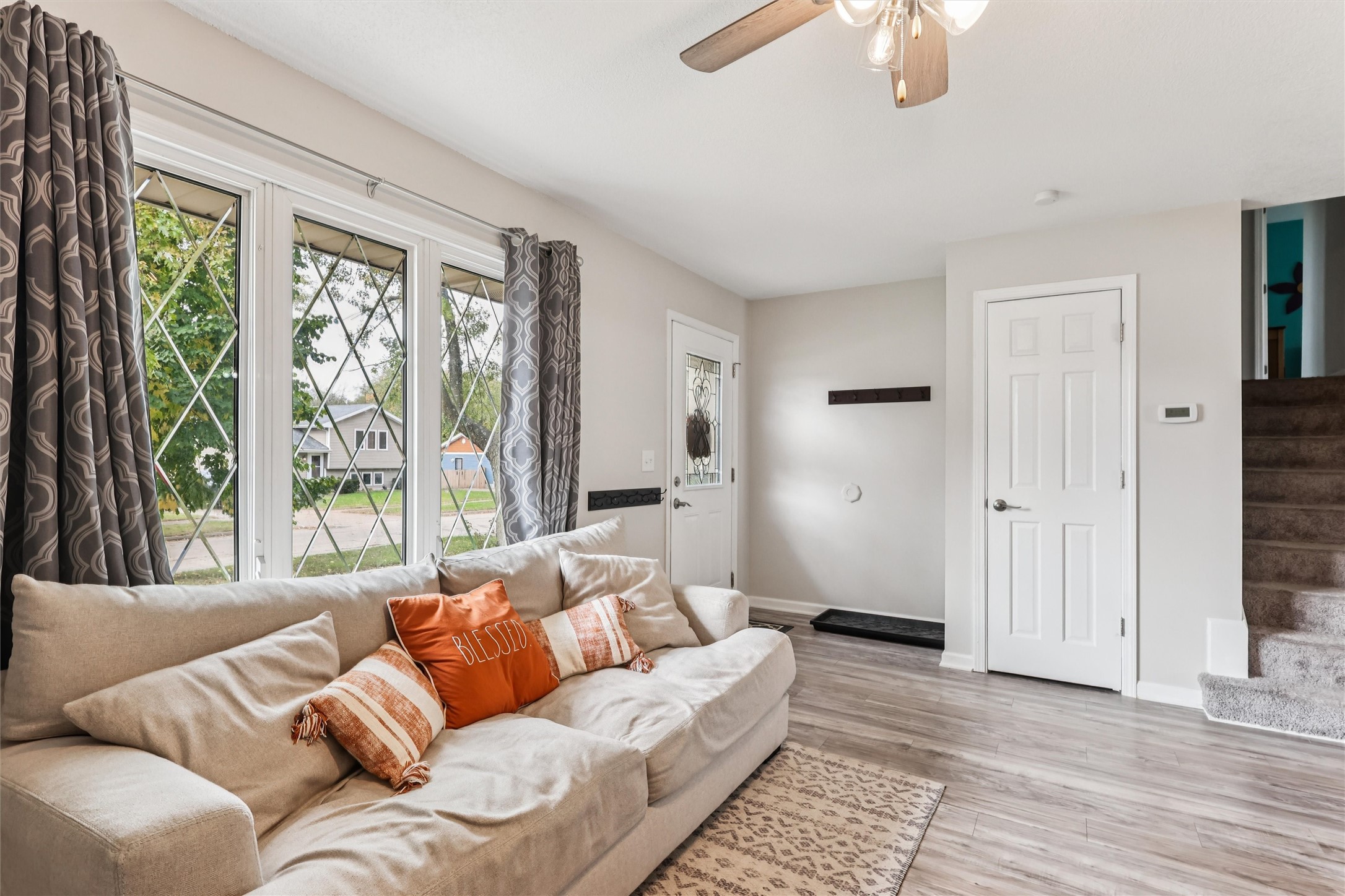 8517 Crestview Drive