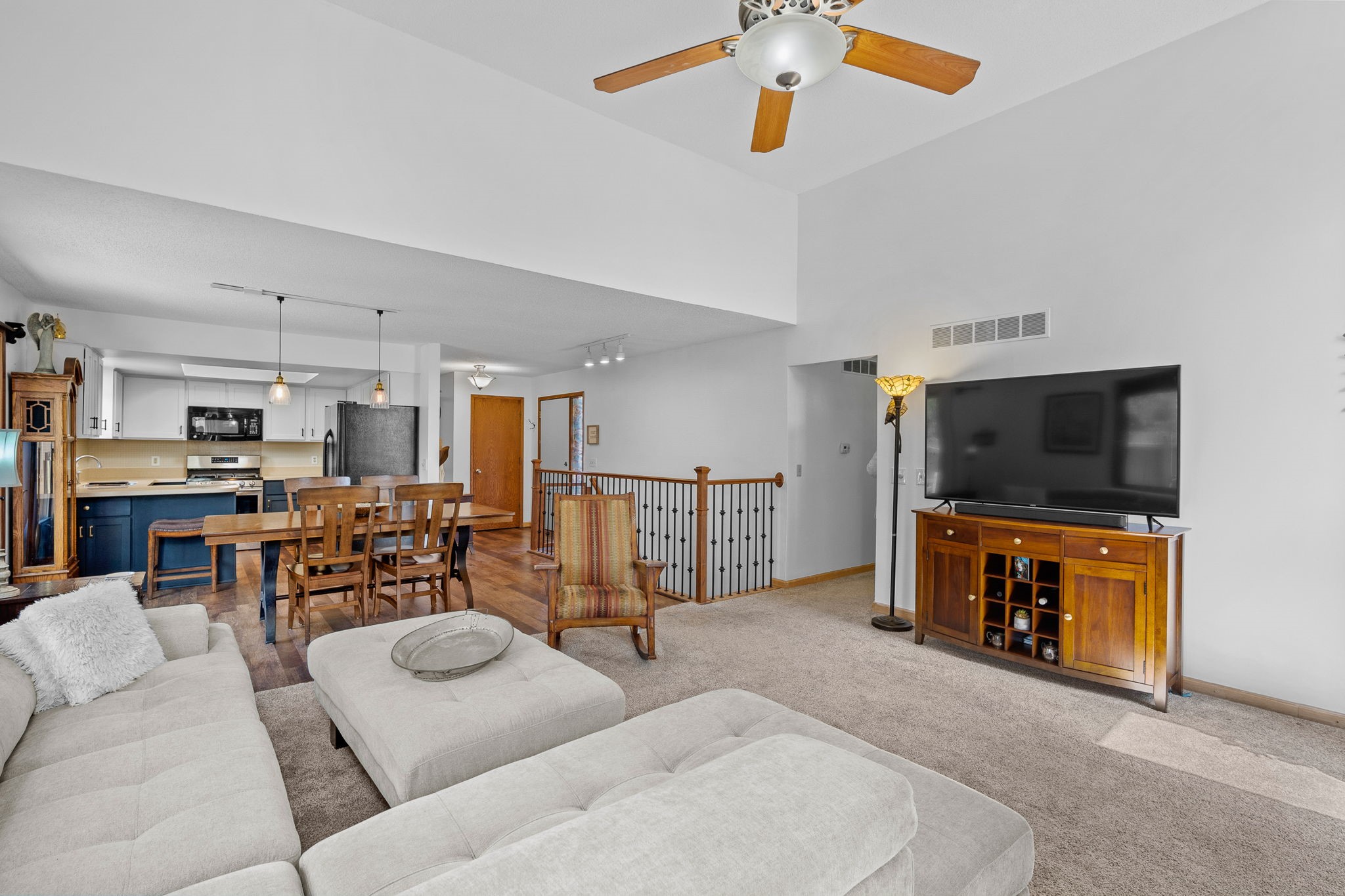 5926 Village Circle, Johnston, Iowa image 14