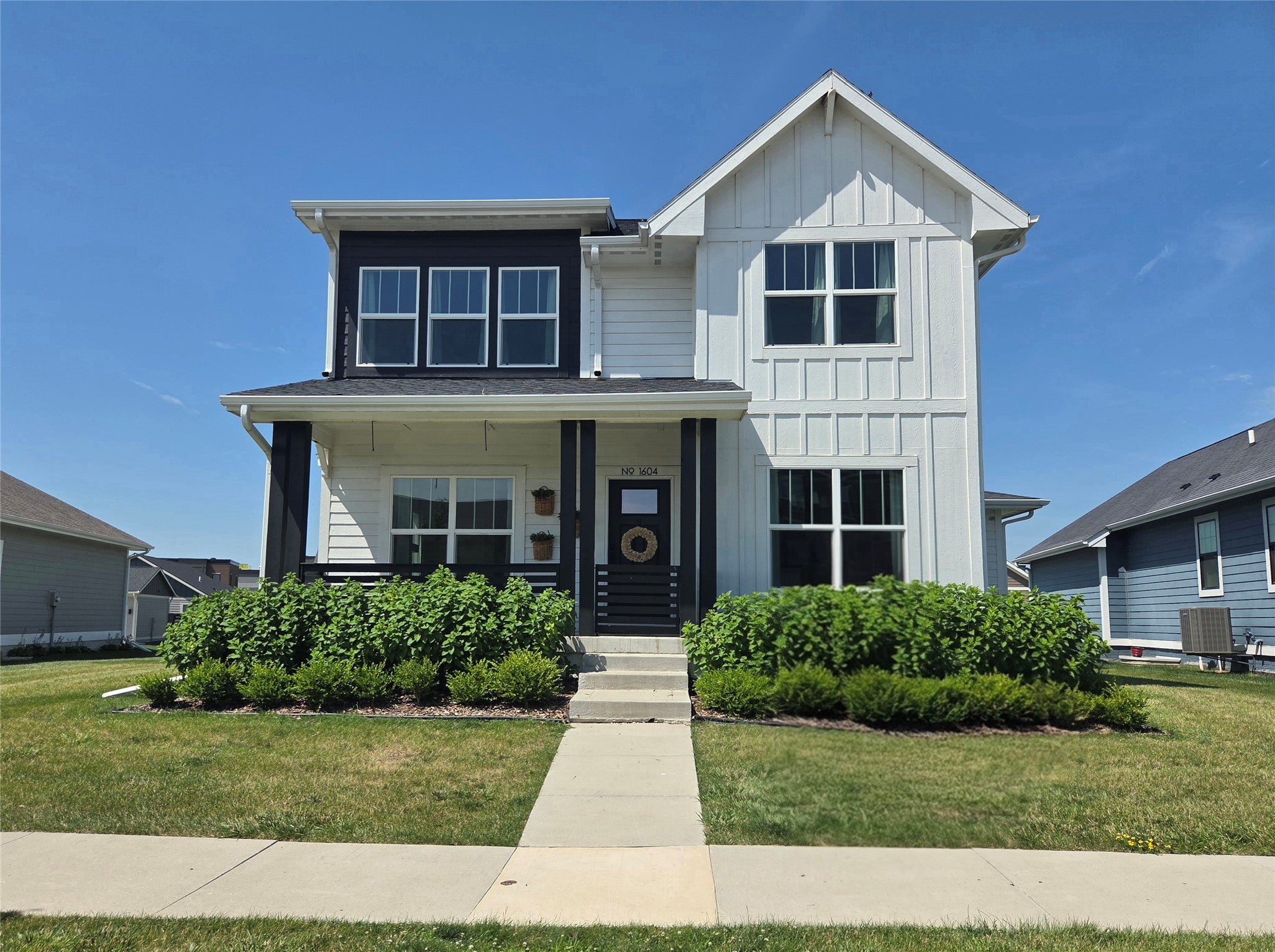 Photo 1 of 34 — 1604 SW Franklin Drive, Ankeny, IA 50023
