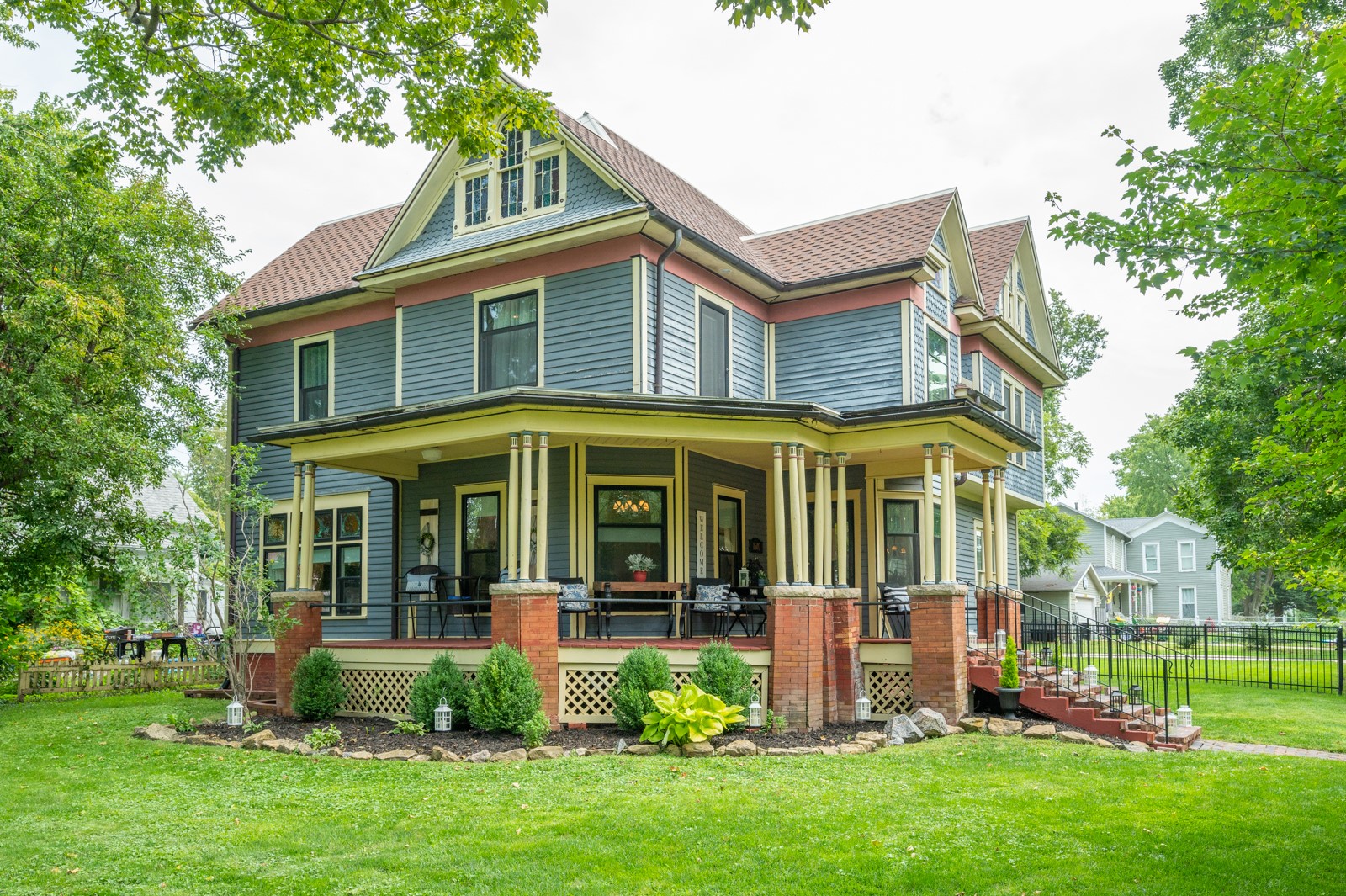 1607 Cherry Street