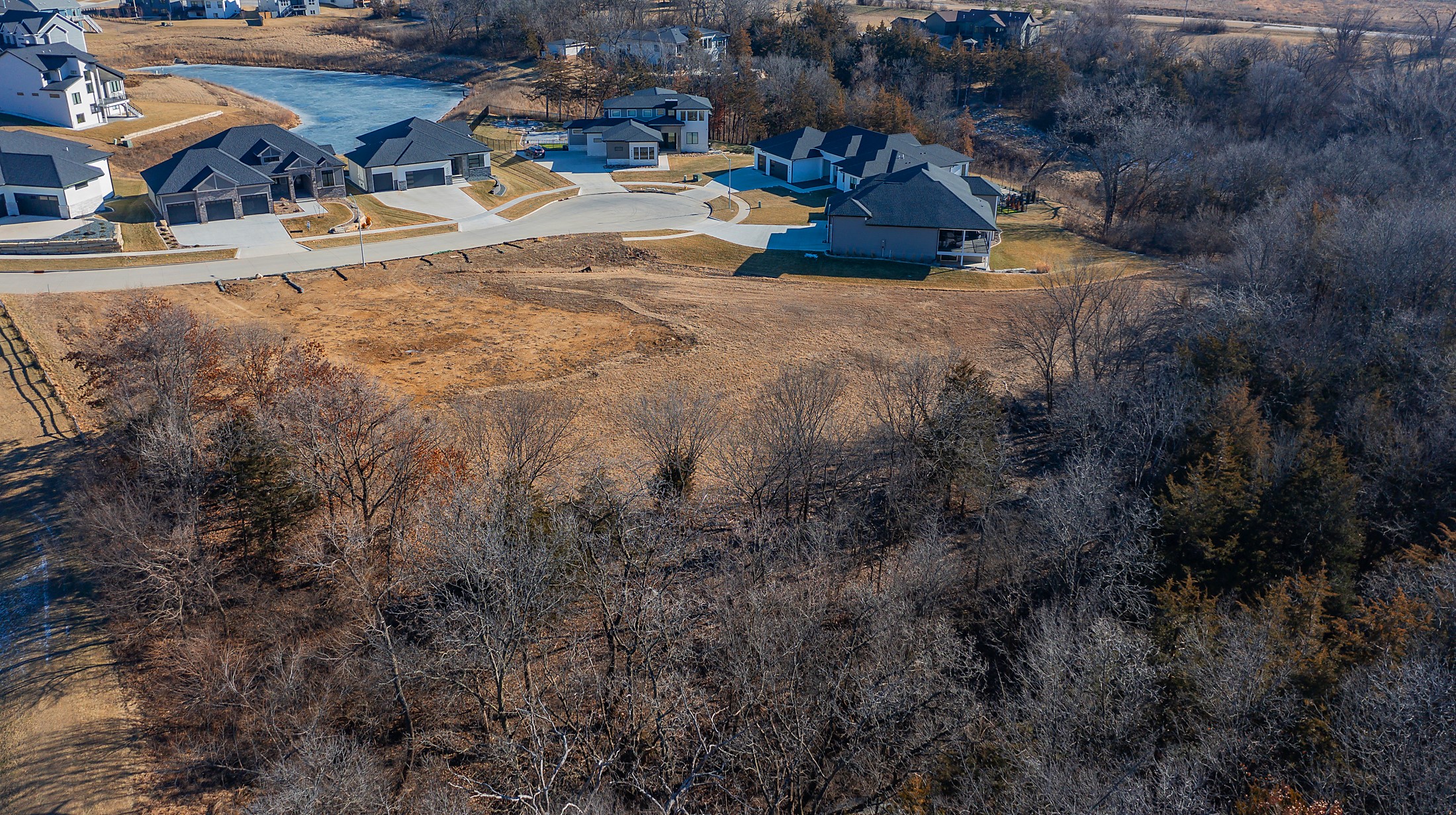 9127 Cedar Ridge Drive, West Des Moines, Iowa image 8