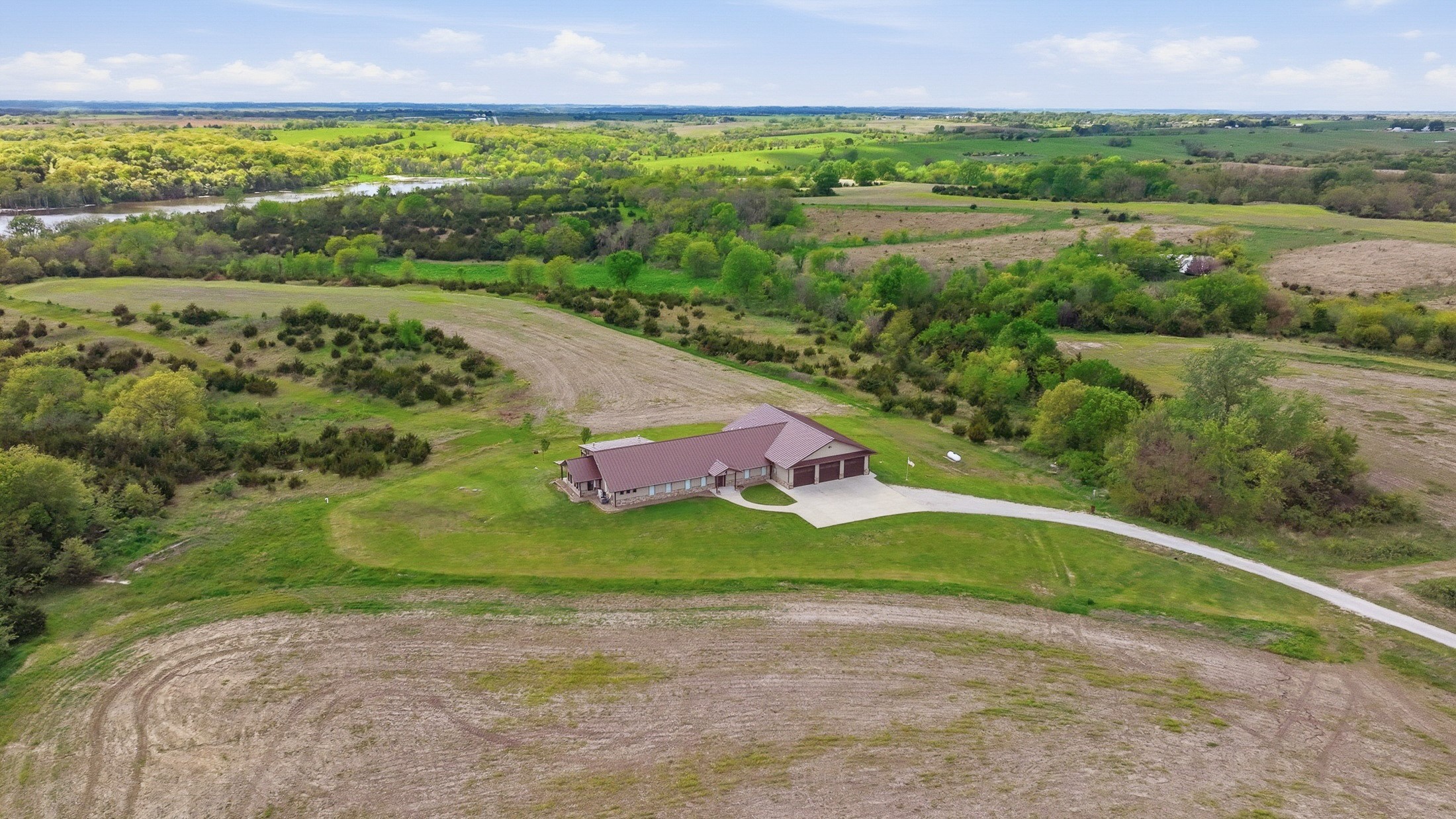 22017 Lakeview Road
