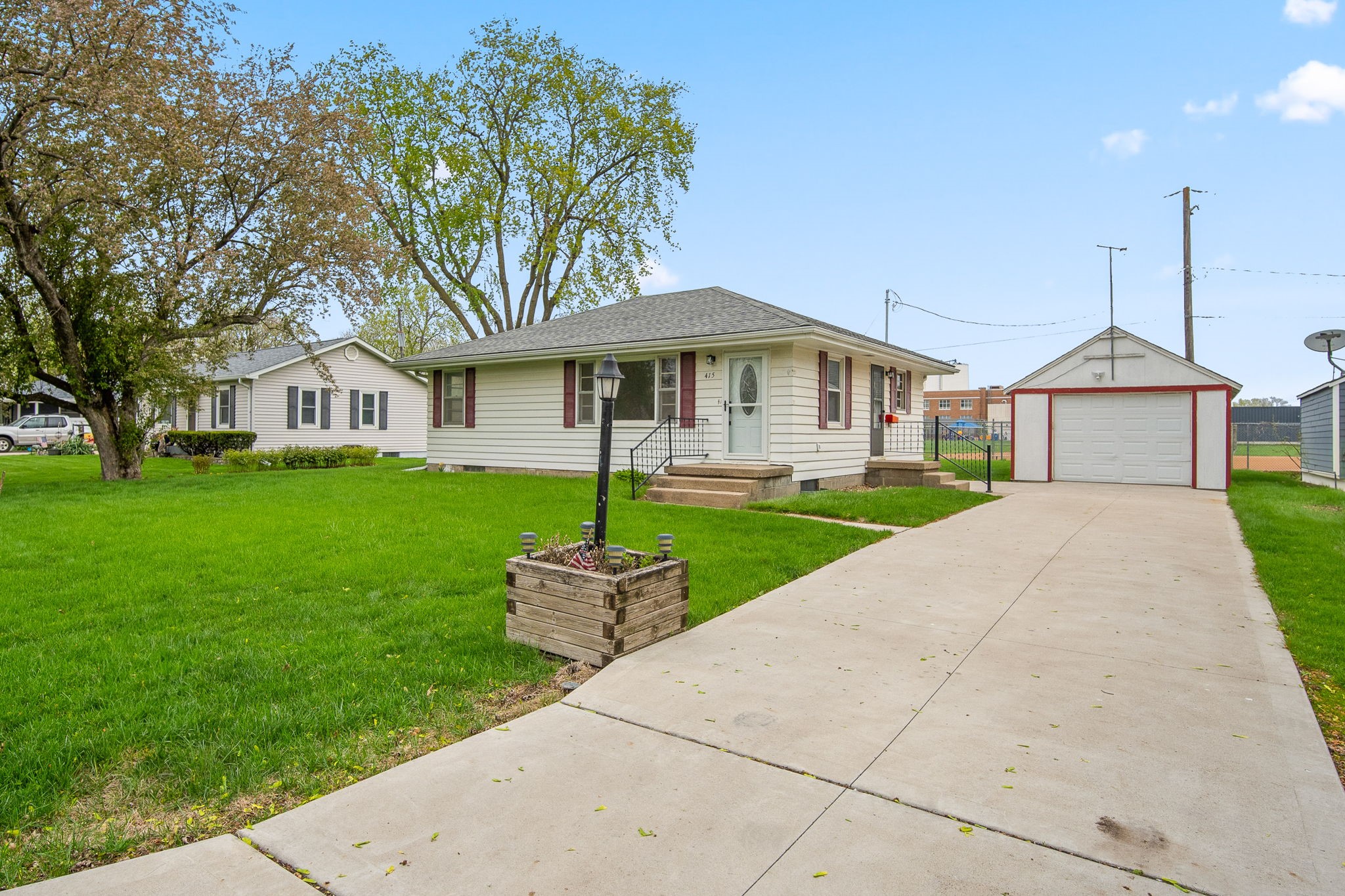 415 School Street, Waukee, Iowa image 21