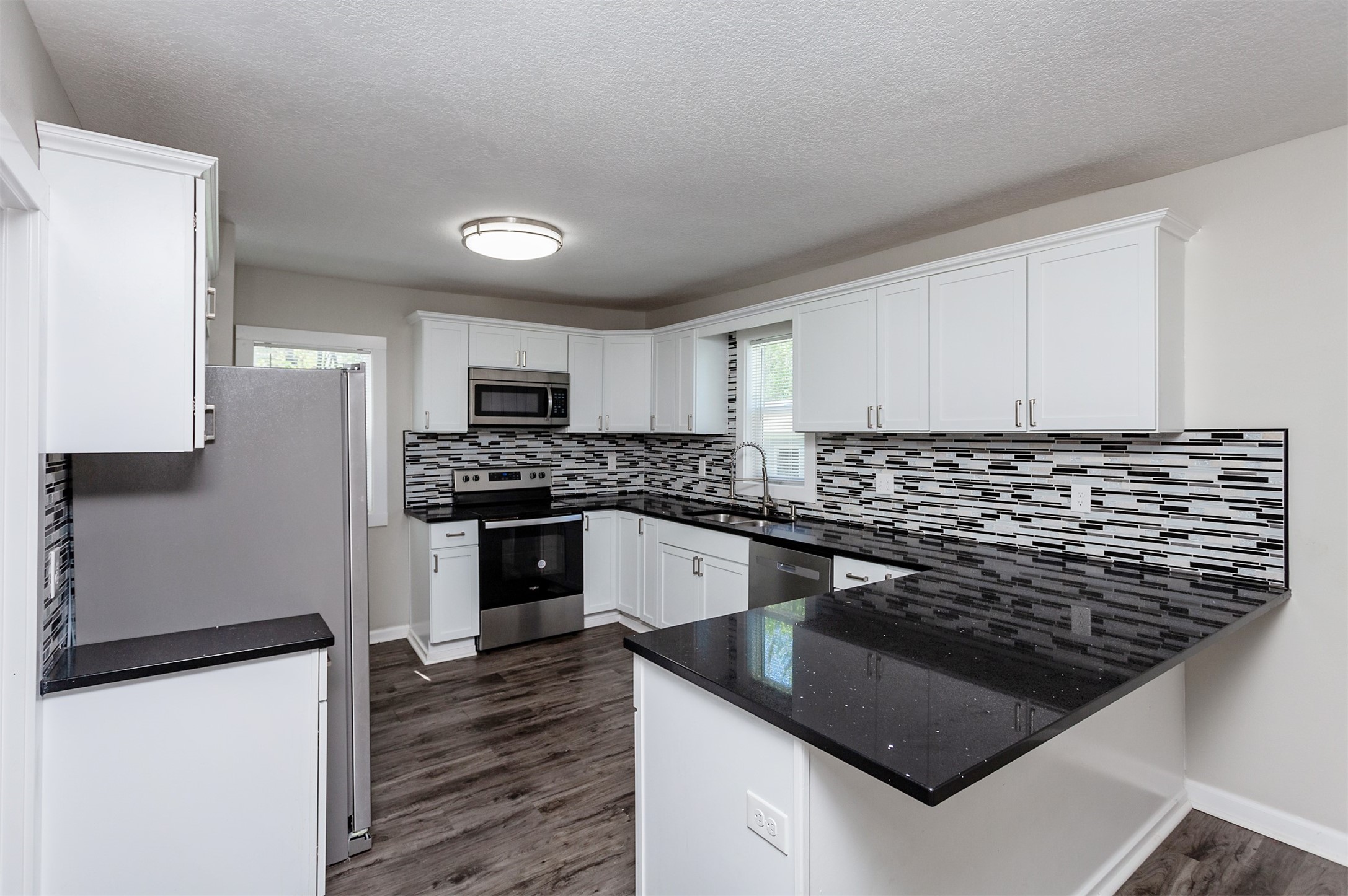 2323 Maple Street, Des Moines, Iowa image 10